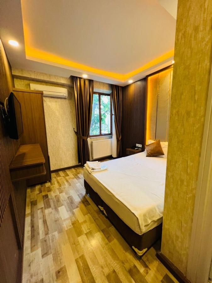 Double Room,1542669373:JPEG