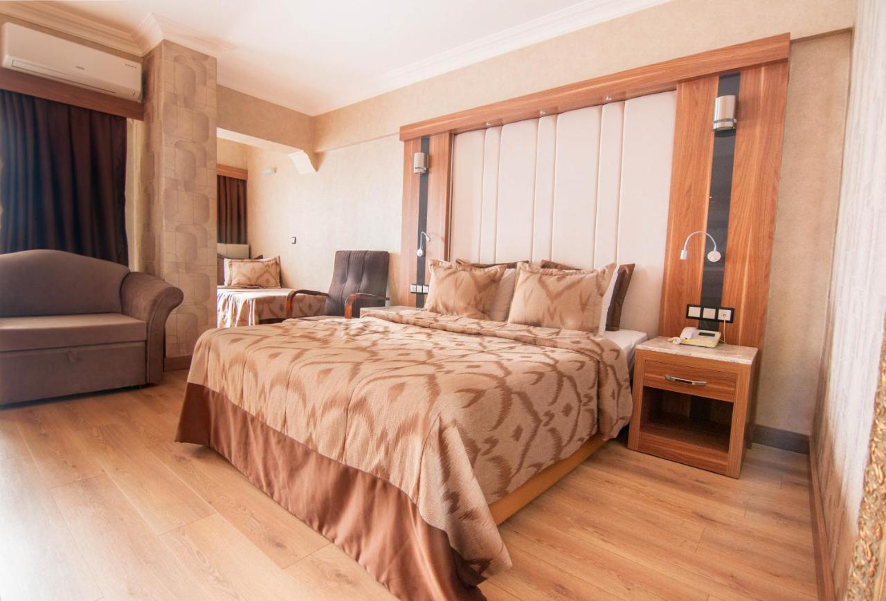 Standart Oda - Bahçe Manzaralı, Balkonlu