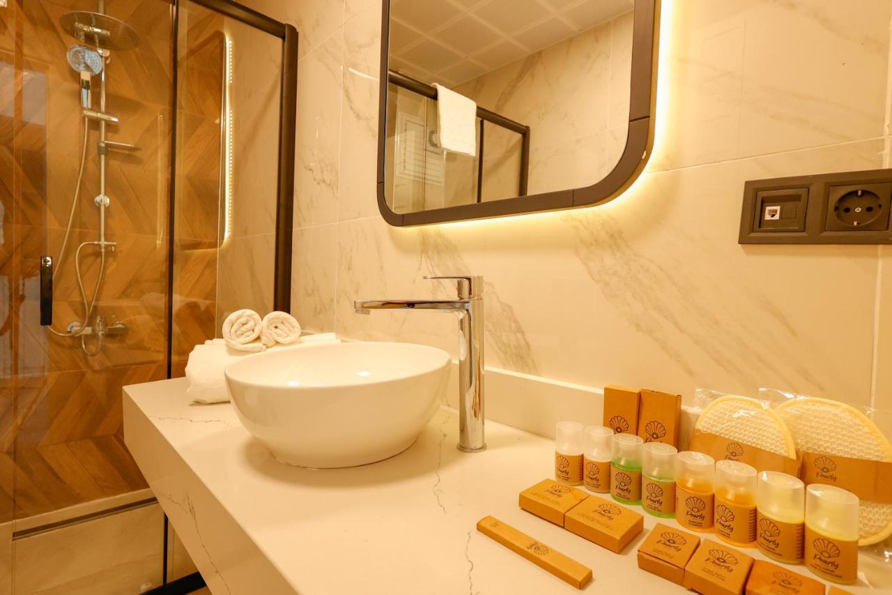 Deluxe Suite with Spa Bath,1489042273:JPEG
