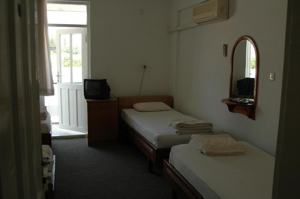 Standard Double or Twin Room,14956366:JPEG