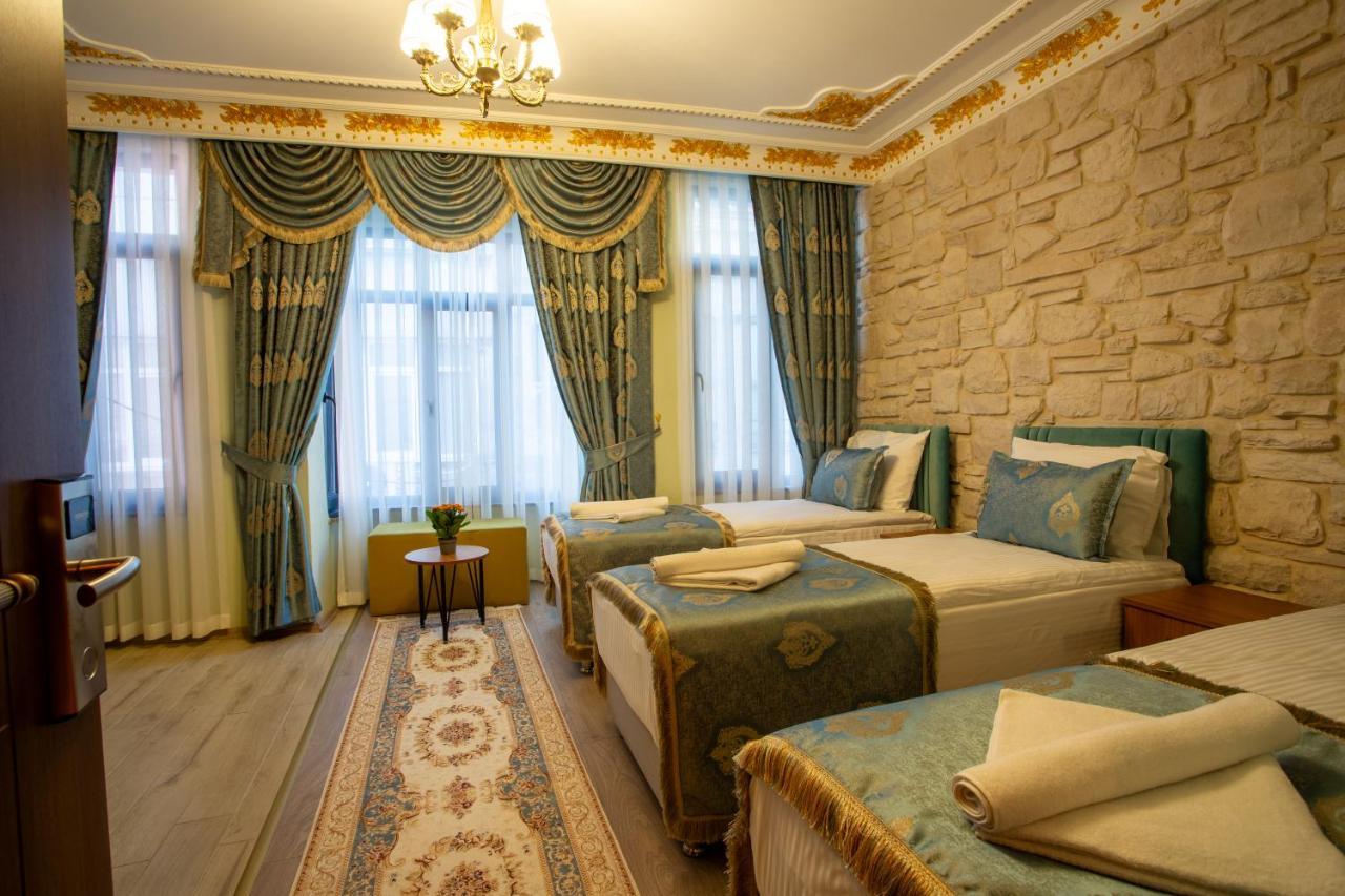 Deluxe Üç Kişilik Oda