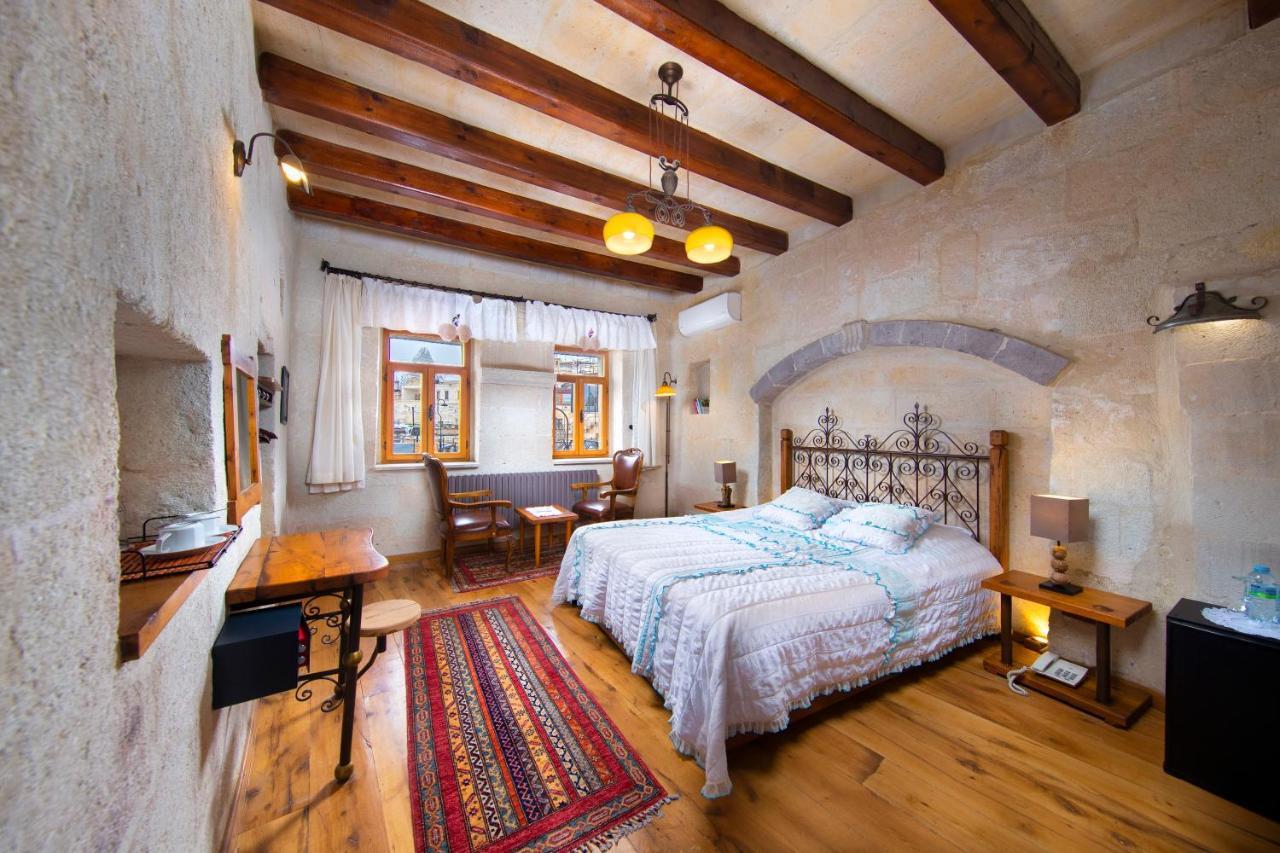 Double Room,1499968444:JPEG