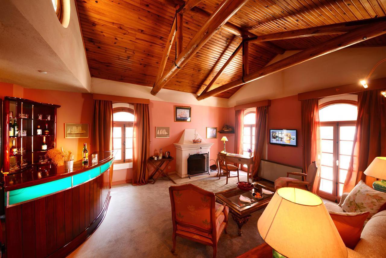 Suite mit Kingsize-Bett und Balkon
