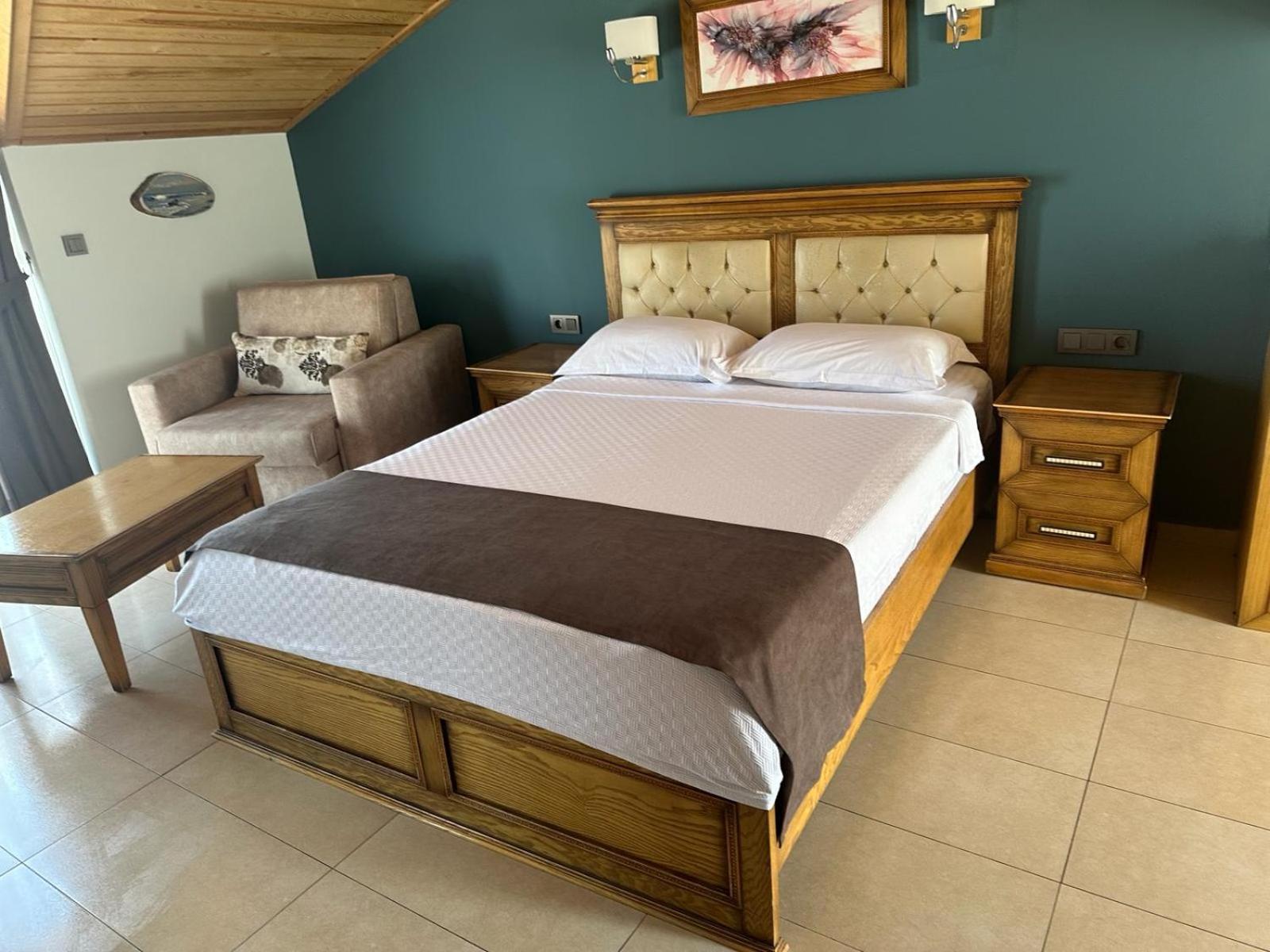 Double Room with Sea View,1500325849:JPEG