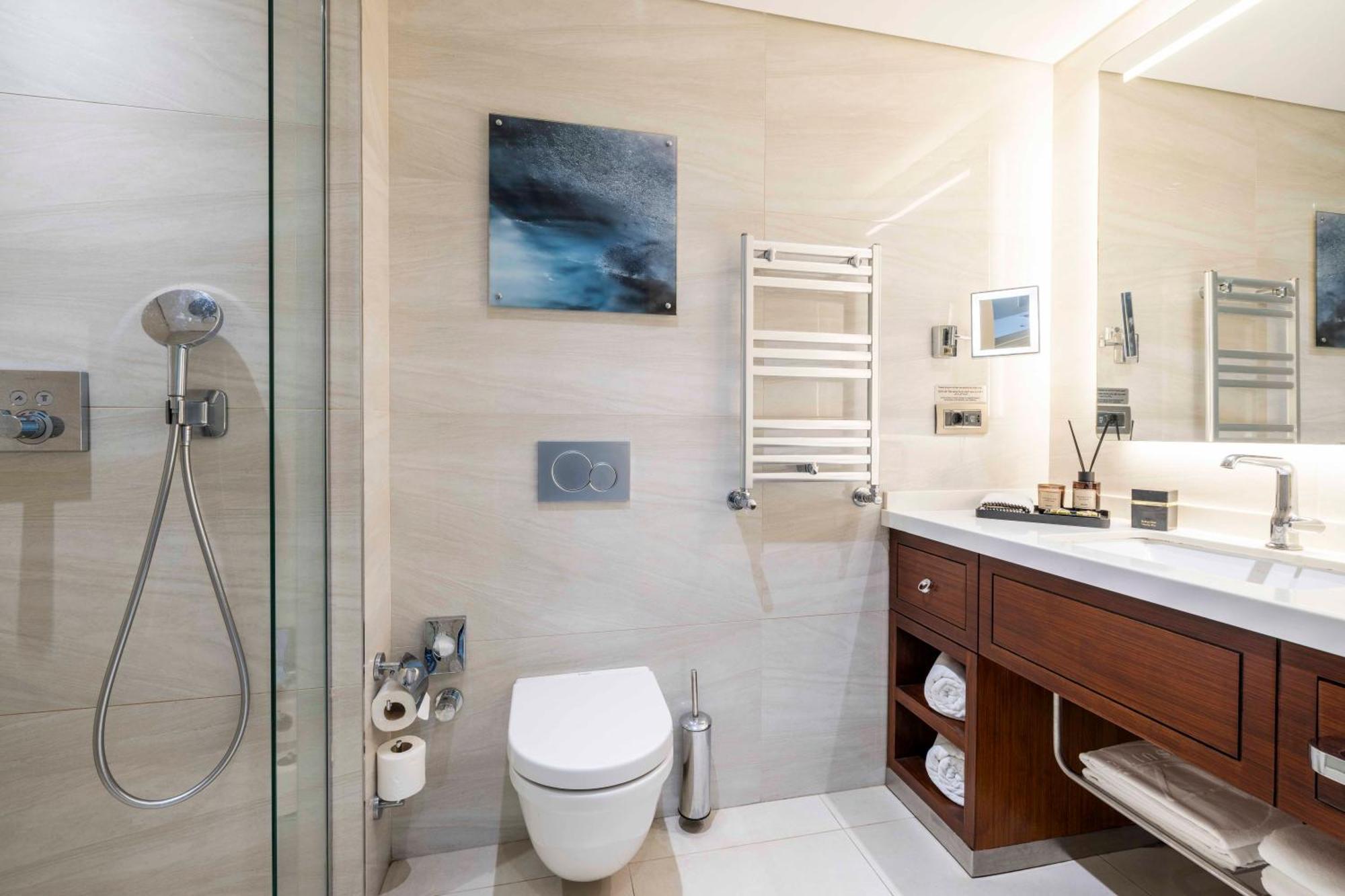 Standard Suite