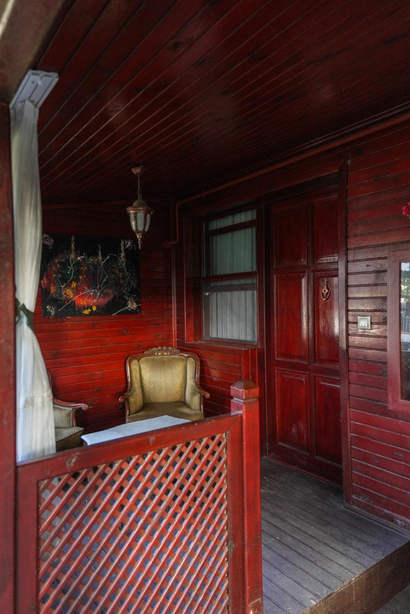 Deluxe Suite with Spa Bath