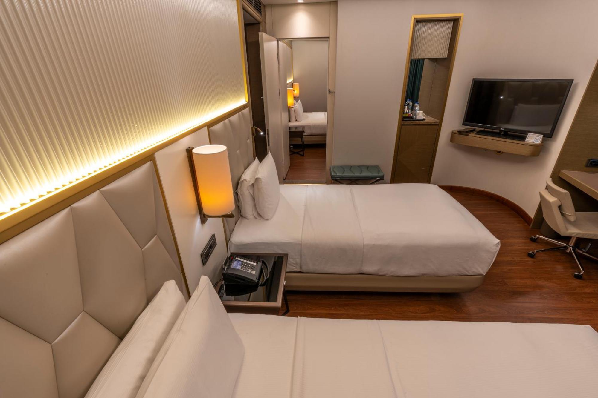 Quarto Família com Vista da Cidade