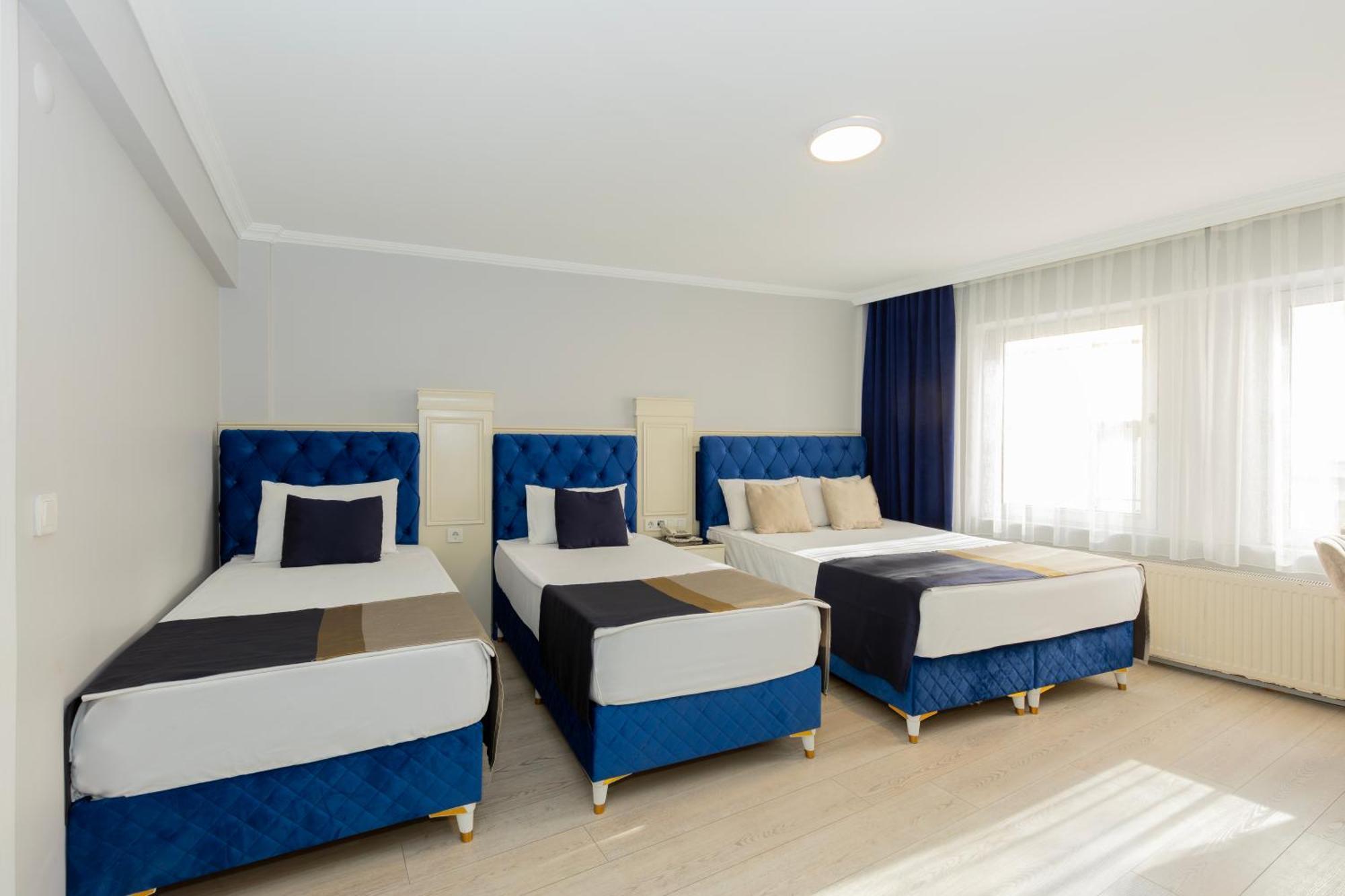 Deluxe Quadruple Room