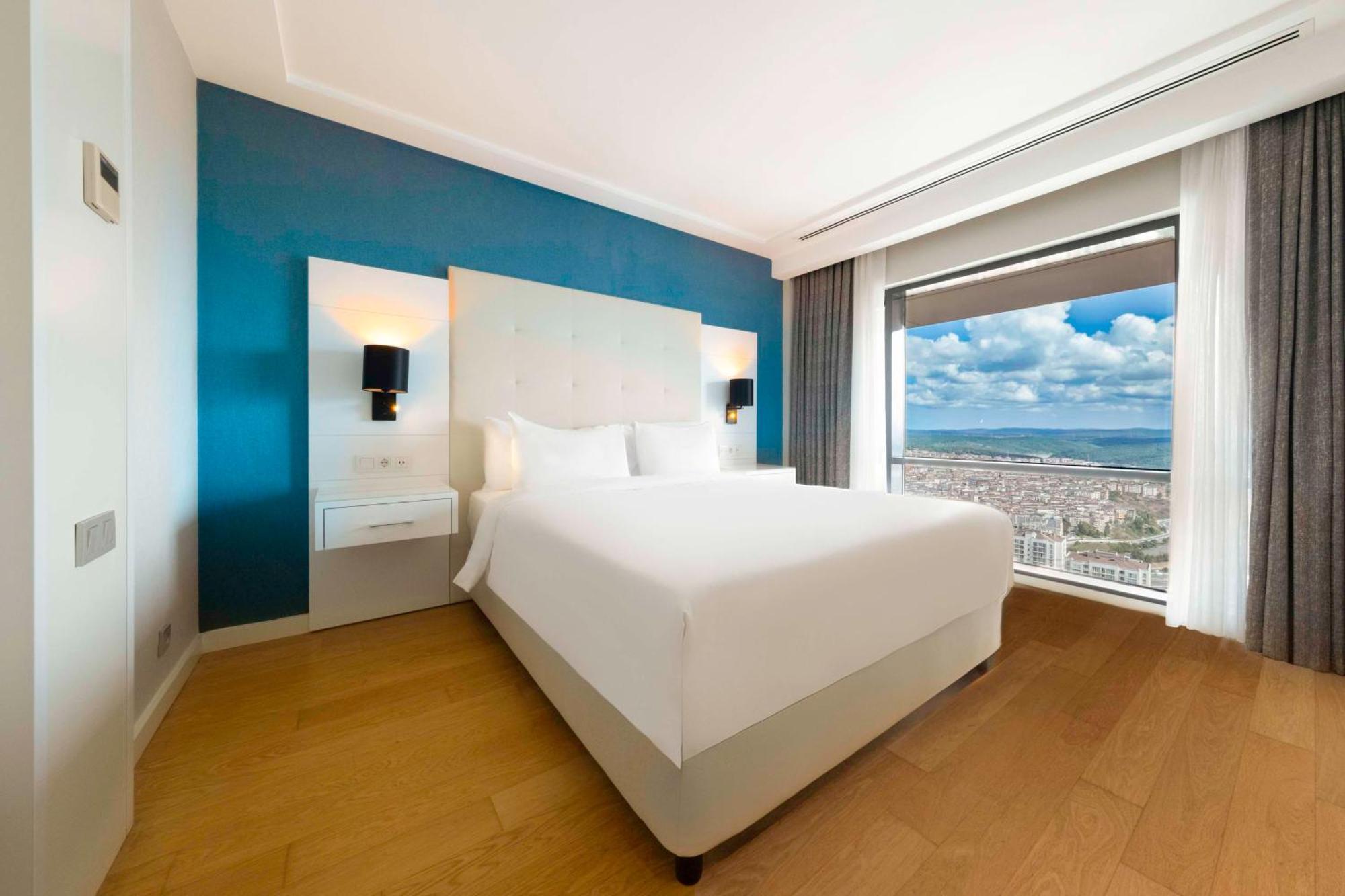 Four-Bedroom Presidential Suite,1532498374:JPEG