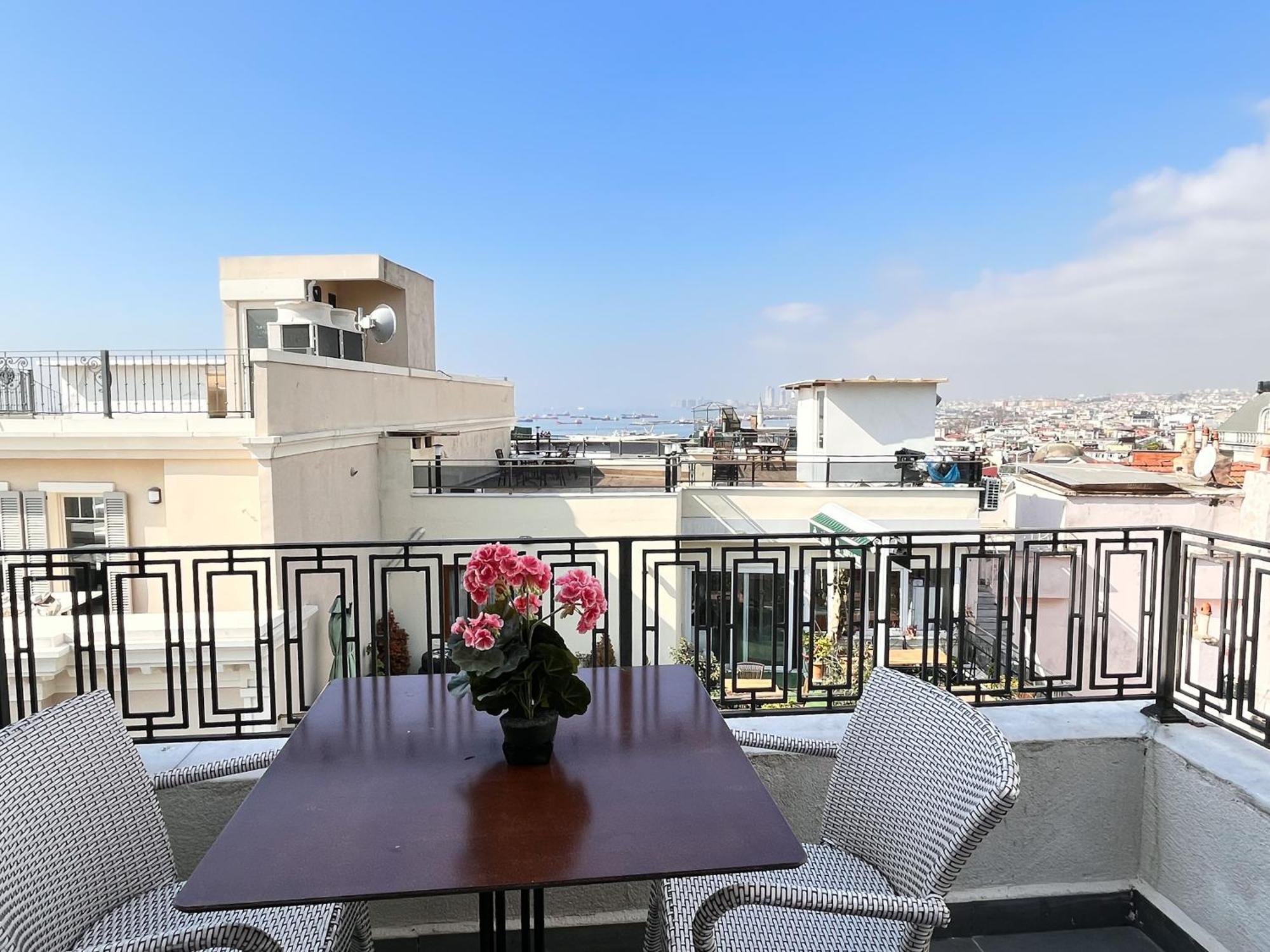 Superior Double Room Balcony Sea View