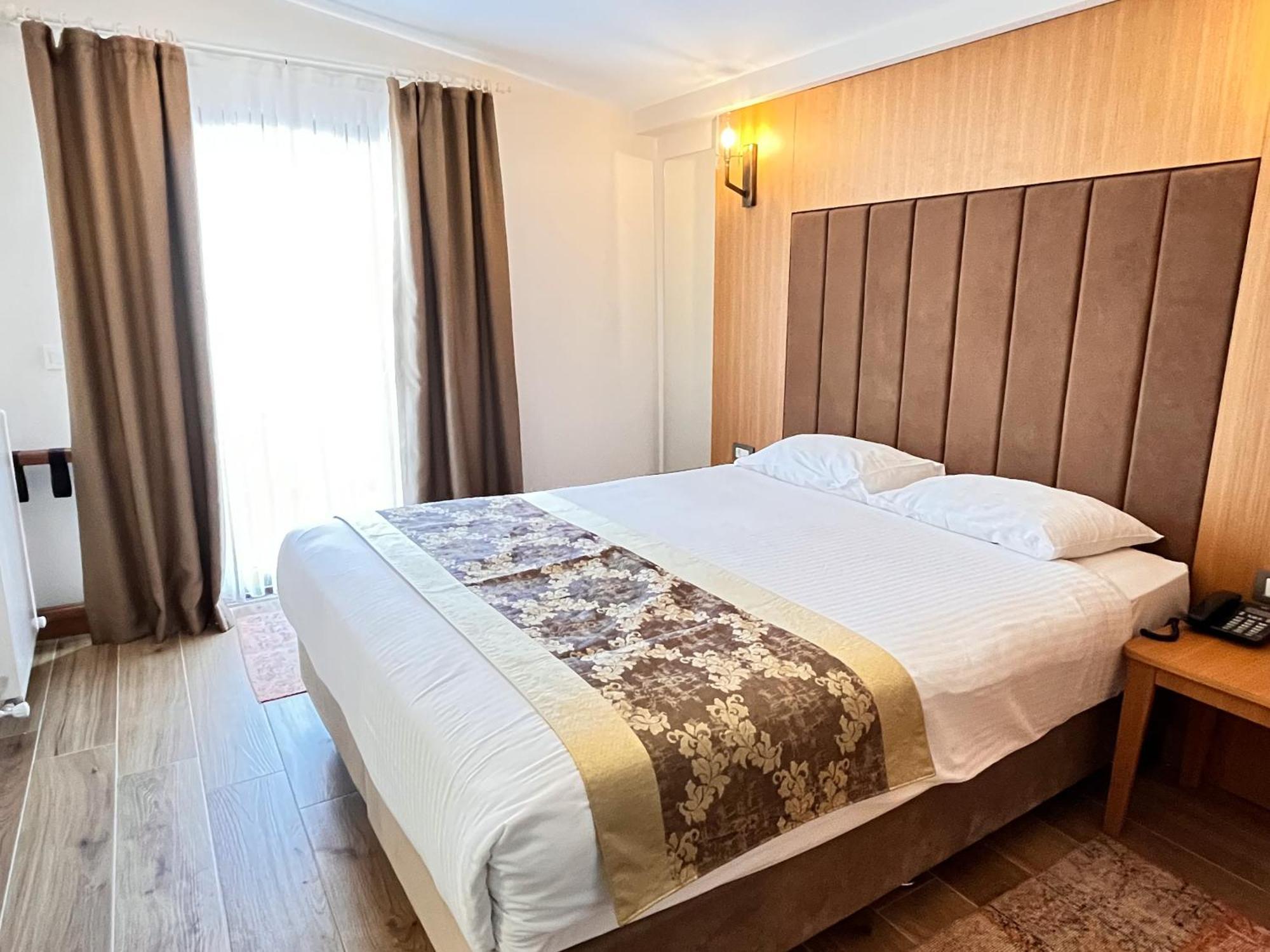 Superior Double Room Balcony Sea View