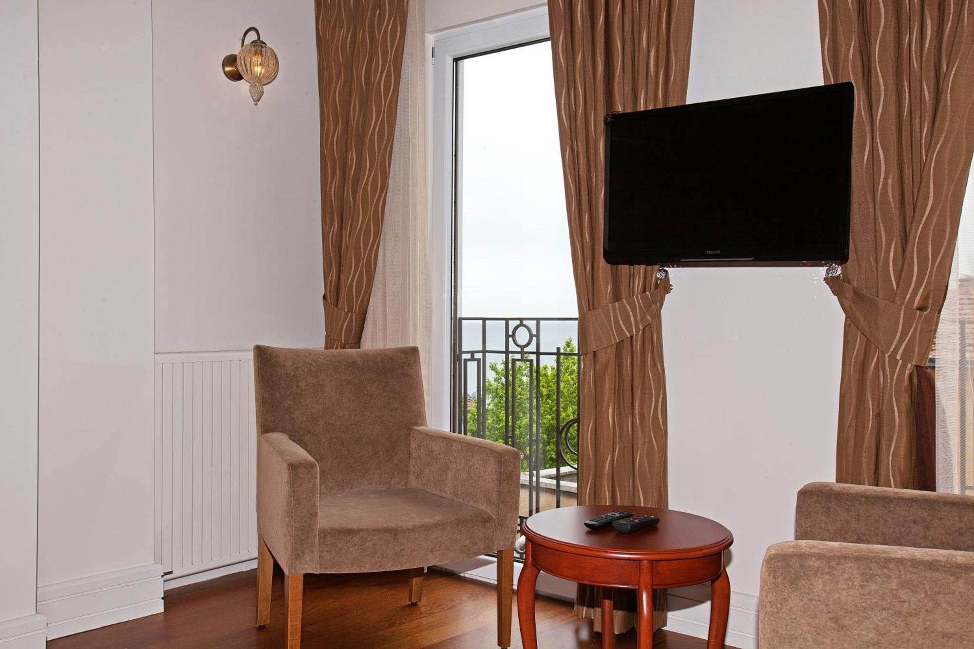 Superior Double or Twin Room Sea View
