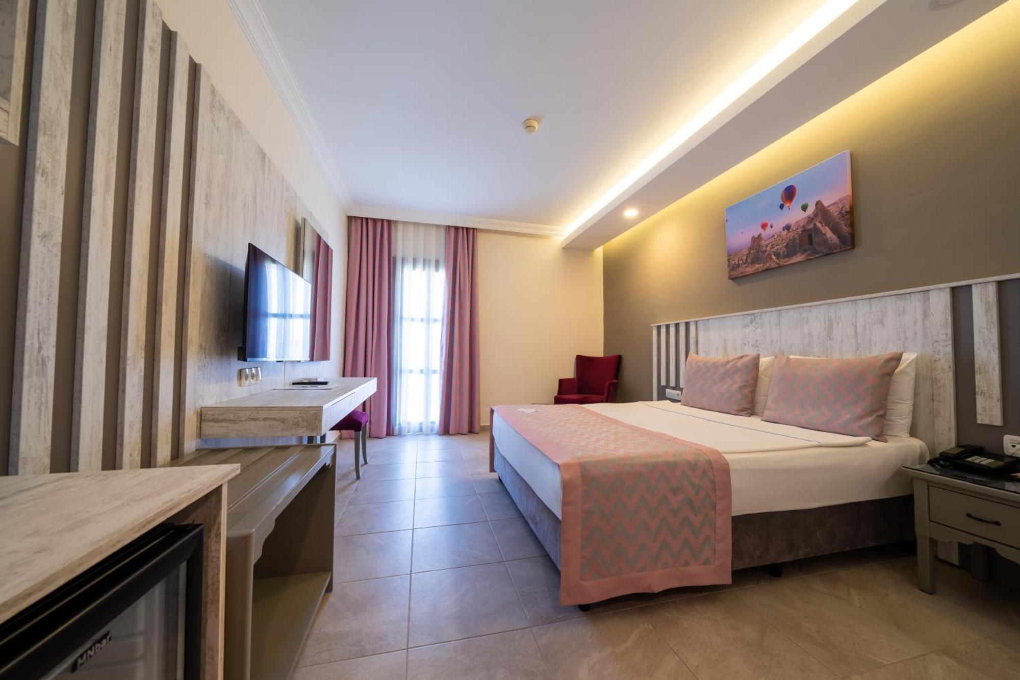 Standard Double or Twin Room,1541814004:JPEG