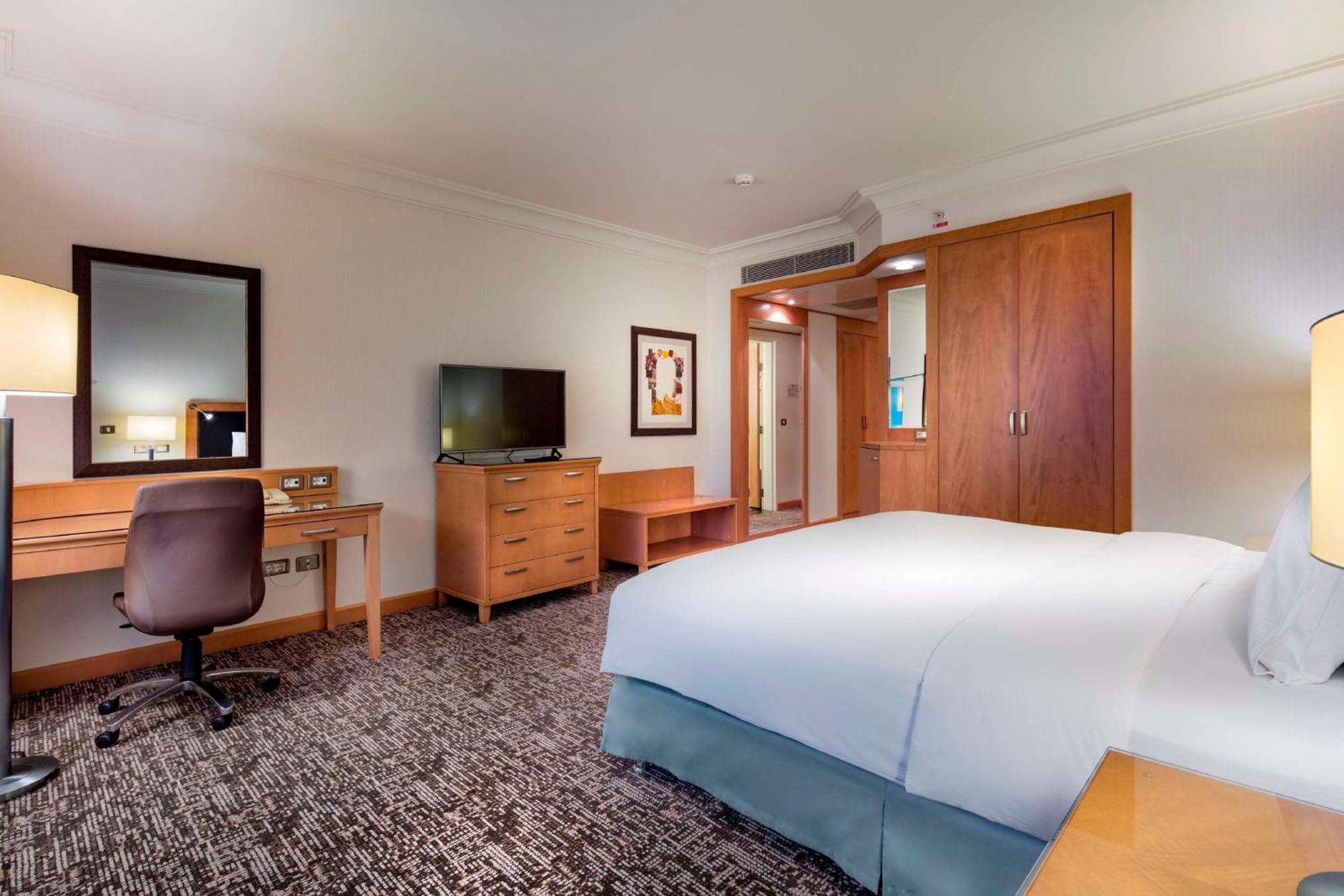 King Executive City View Room