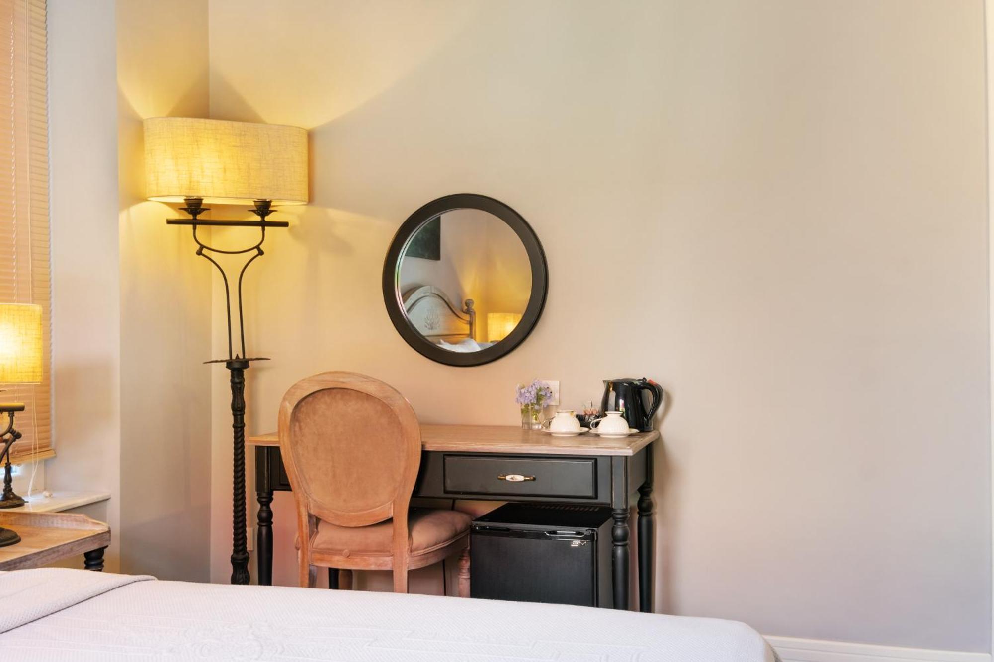 Double Room with Pool View,1542779266:JPEG