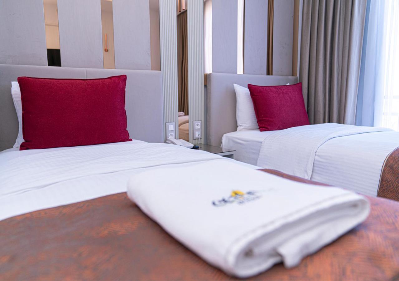Deluxe Quadruple Room,1341264311:JPEG