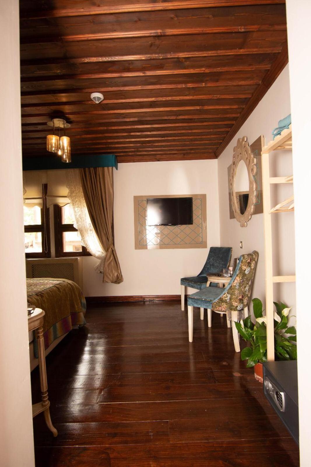 Standard Single Room,1544376631:JPEG