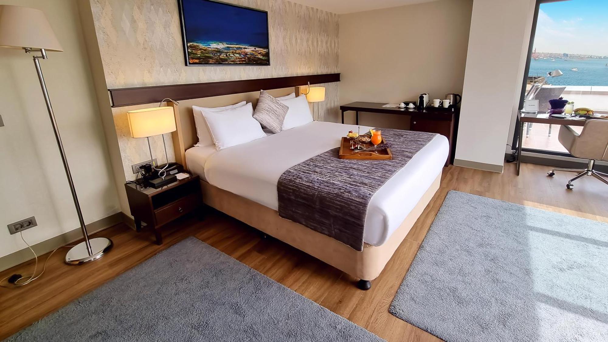 Suite with Terrace,1546634497:JPEG