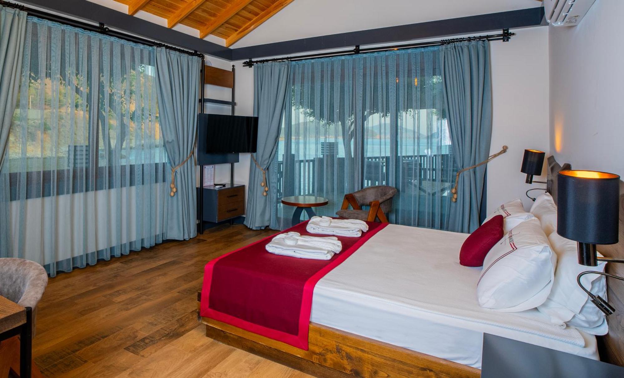 Eros King Suite