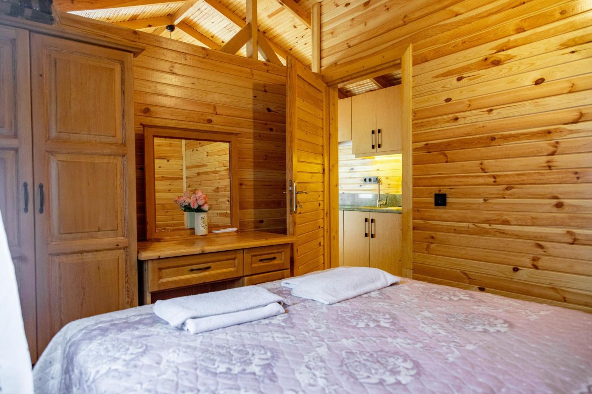 Bungalow,1552918303:JPEG