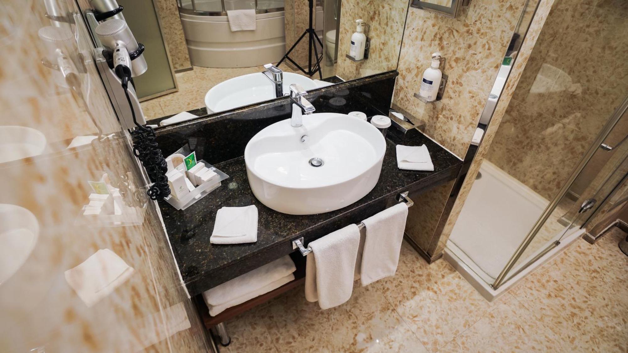 Standard Twin Room,1553556439:JPEG