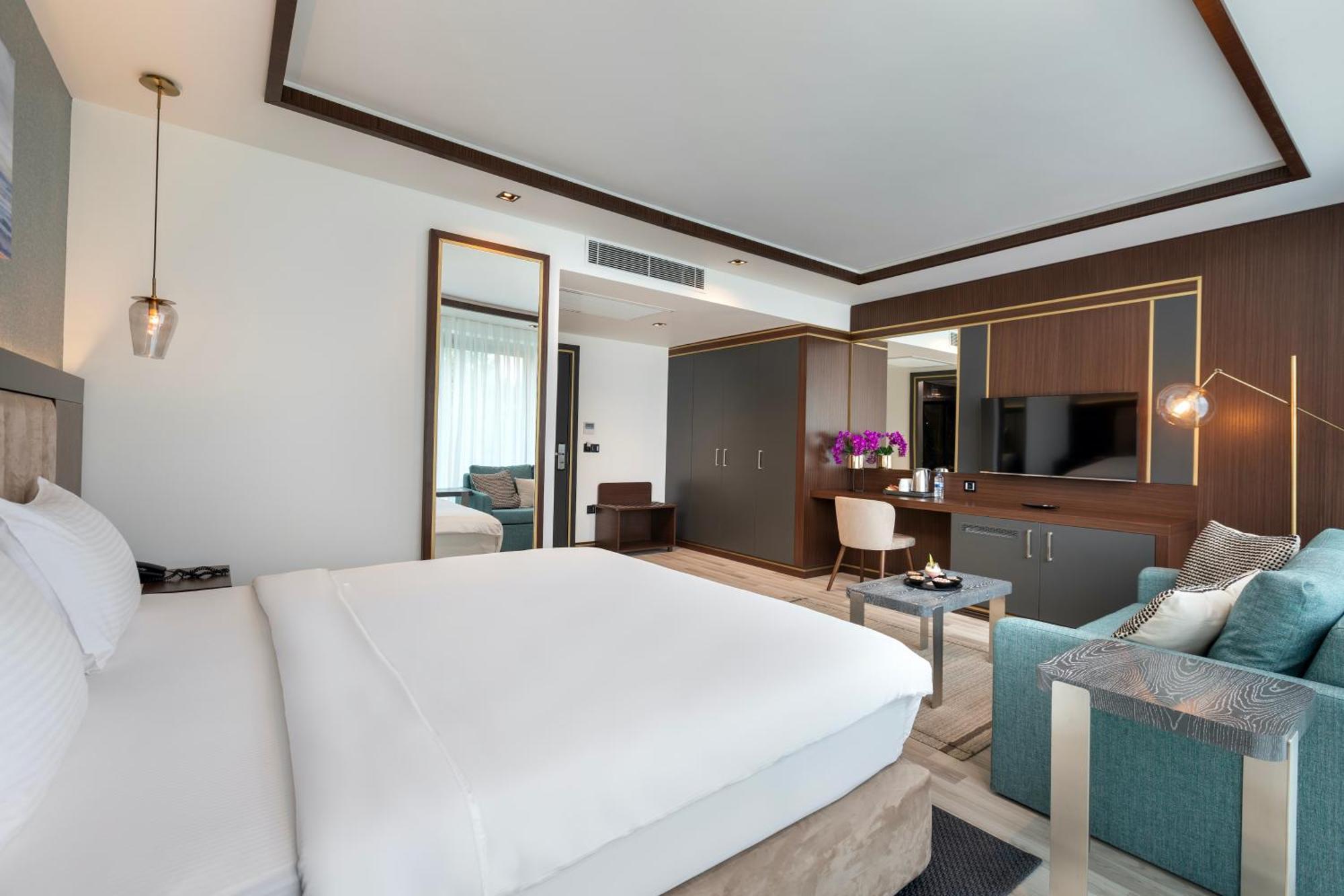Premium Superior Room,1556569252:JPEG