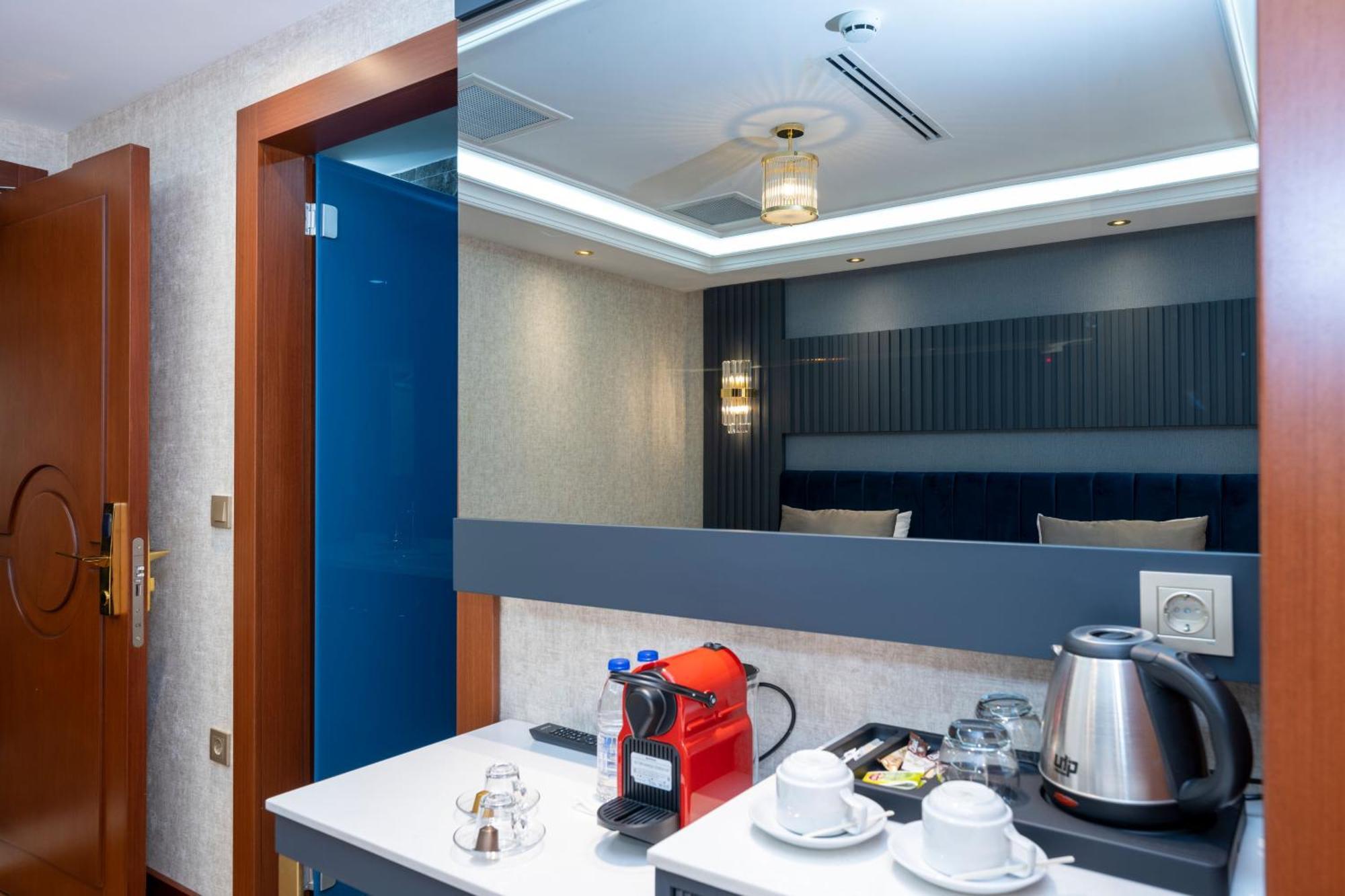 Superior Double or Twin Room Terrace