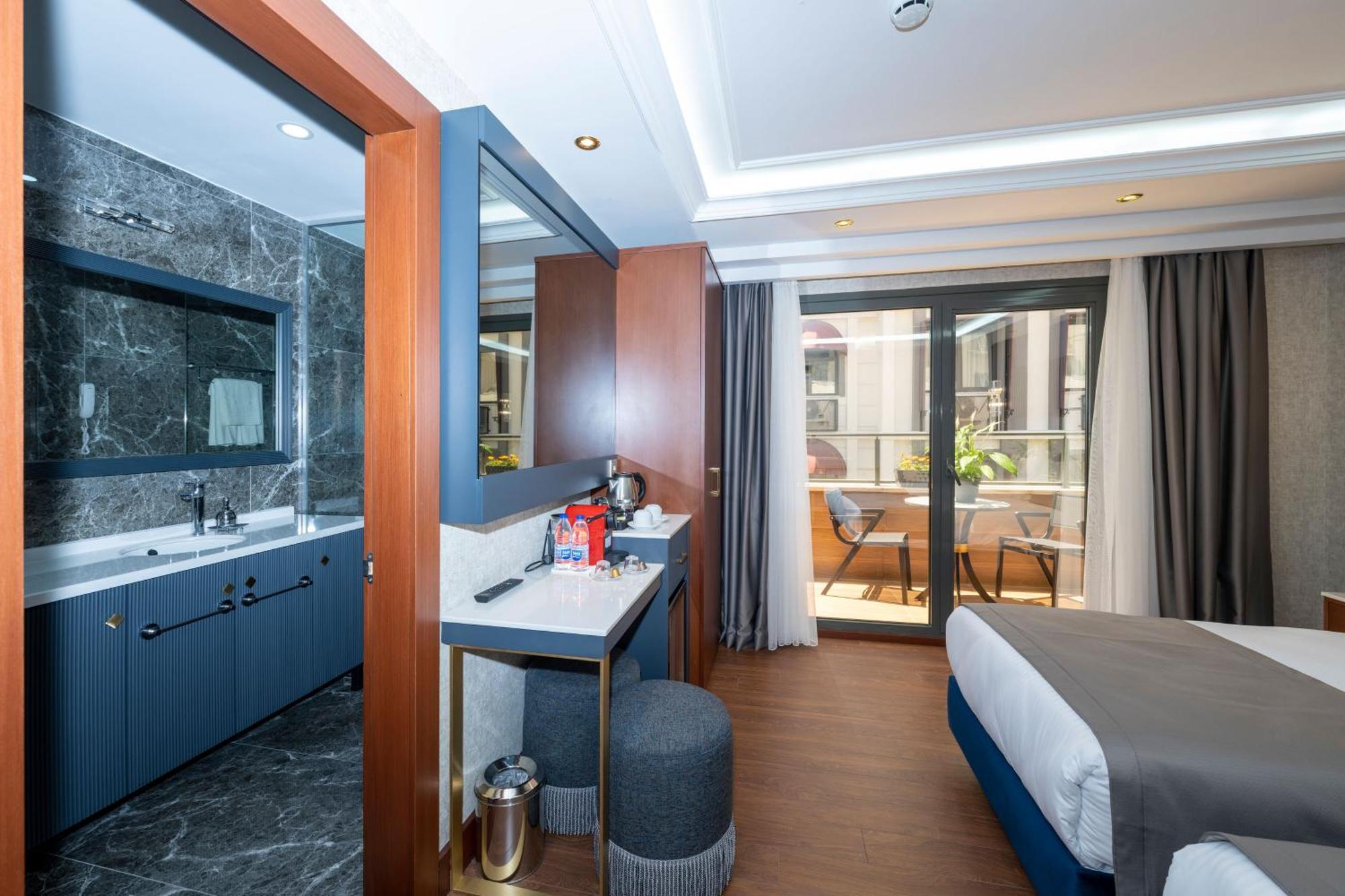 Superior Double or Twin Room Terrace