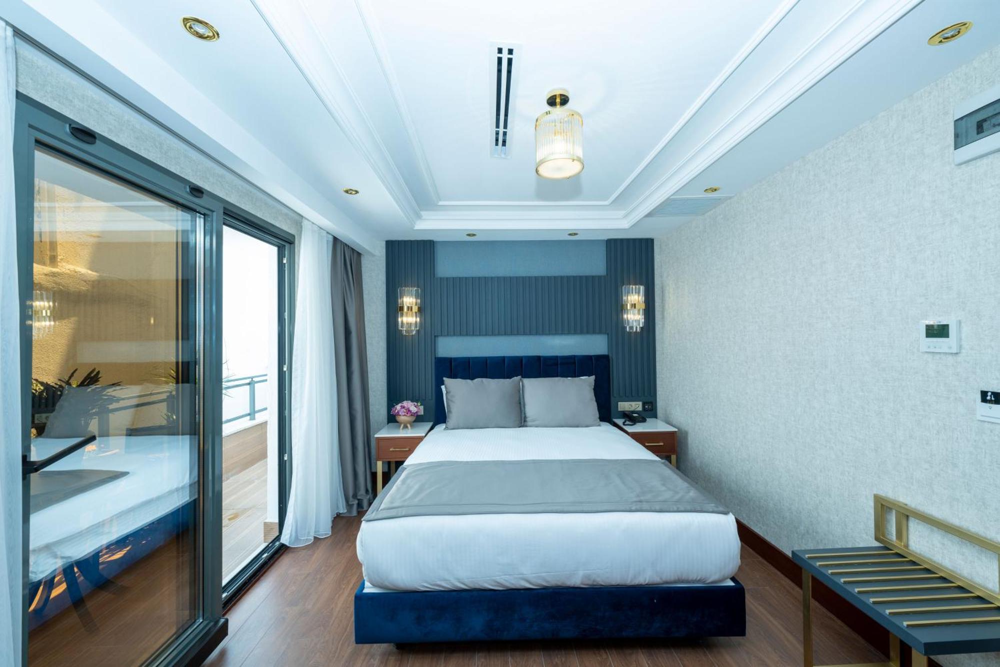 Superior Double or Twin Room Terrace