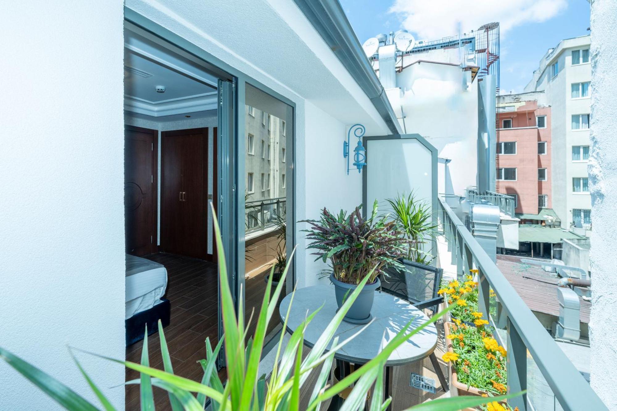 Superior Double or Twin Room Terrace