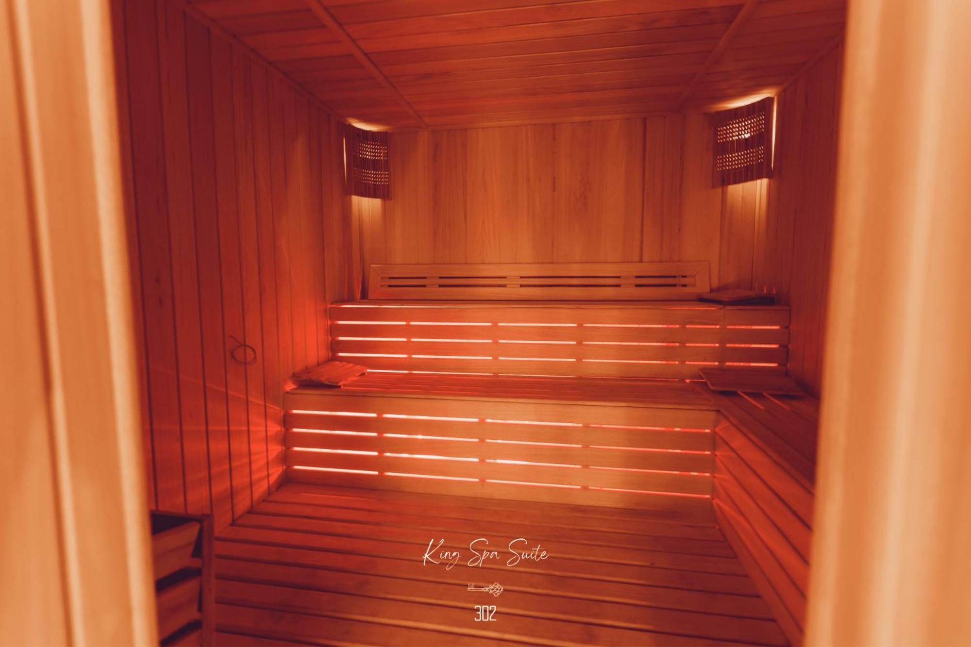 King Spa Suite (Sauna, Jacuzzi and Fire Place),1563440032:JPEG