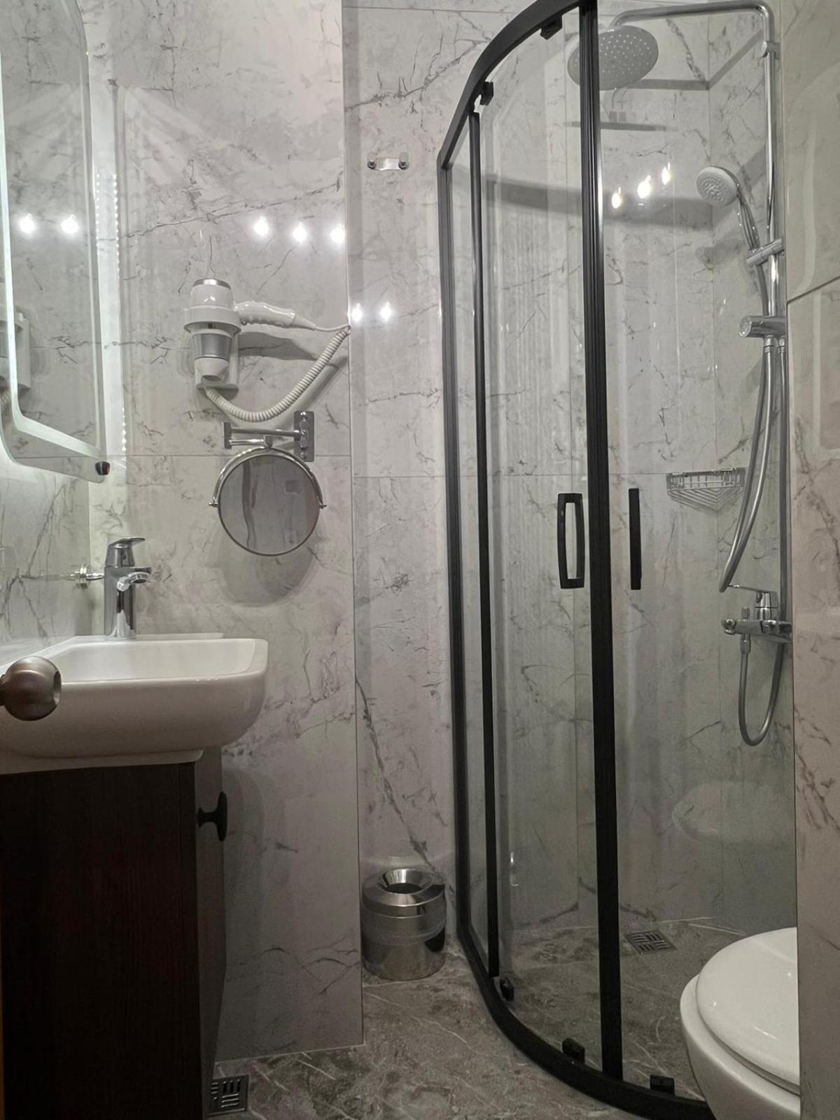 Superior Double or Twin Room,1566978512:JPEG