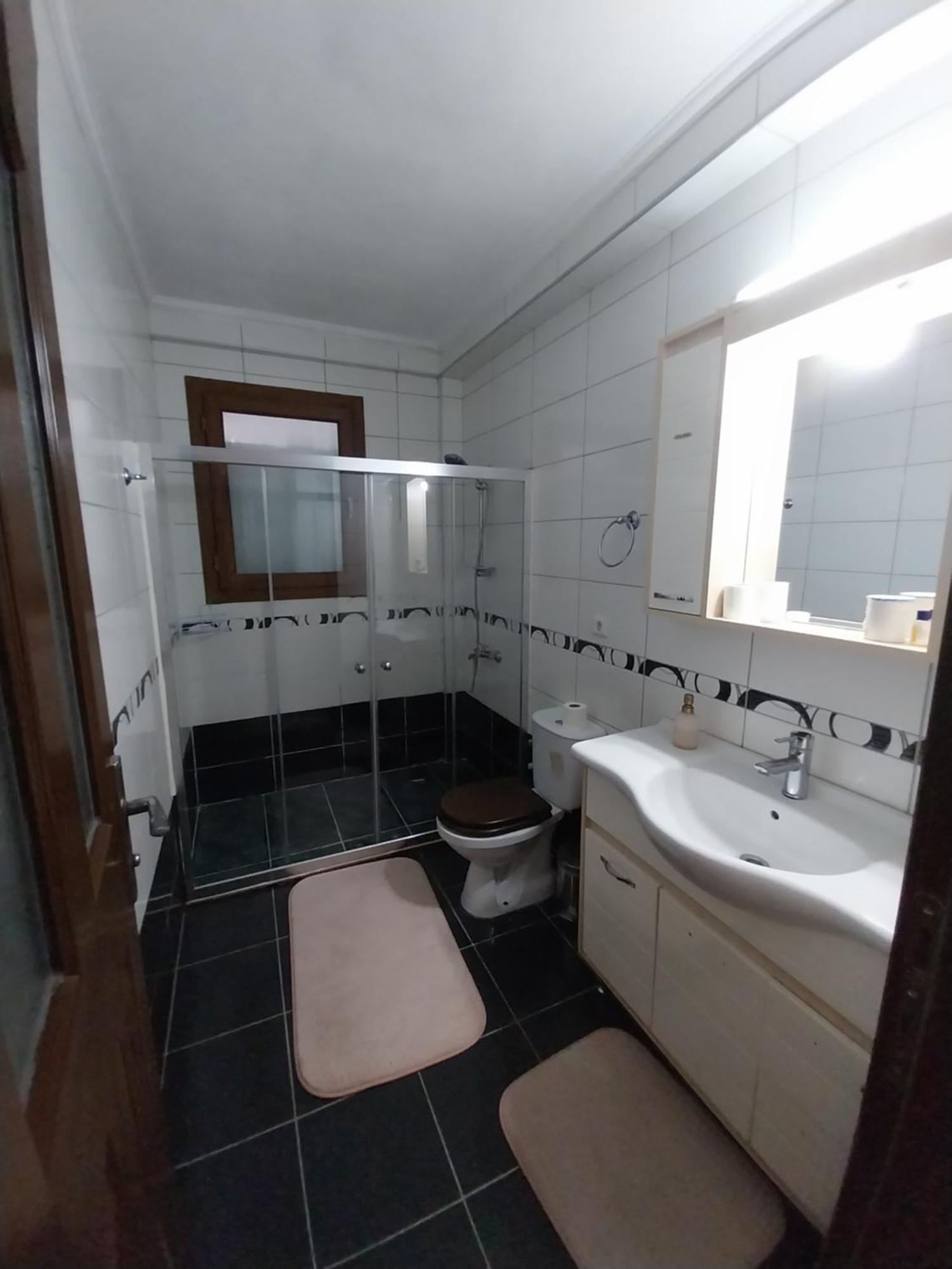 Dreibettzimmer mit Balkon