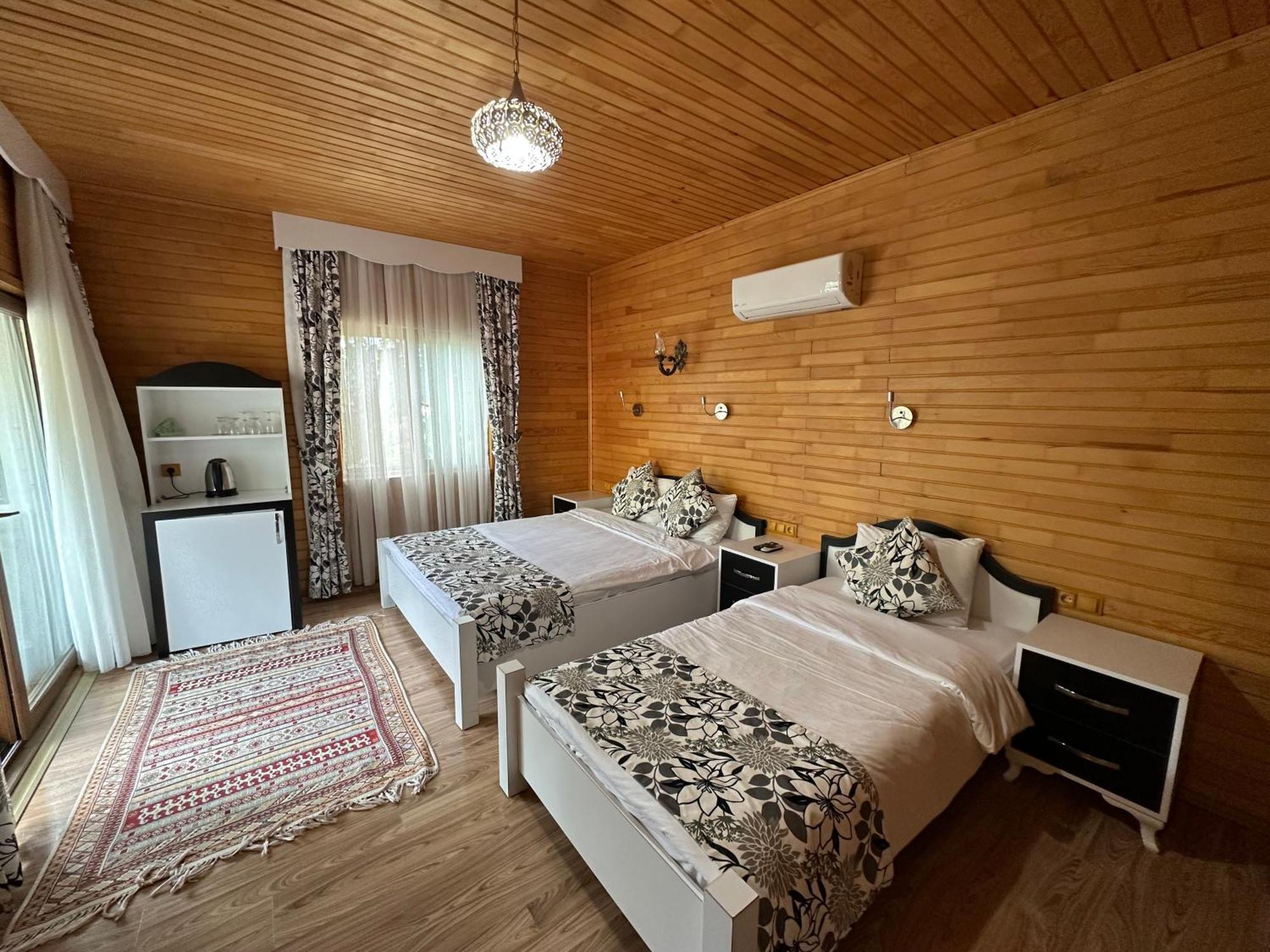 Deluxe Suite,1576782323:JPEG