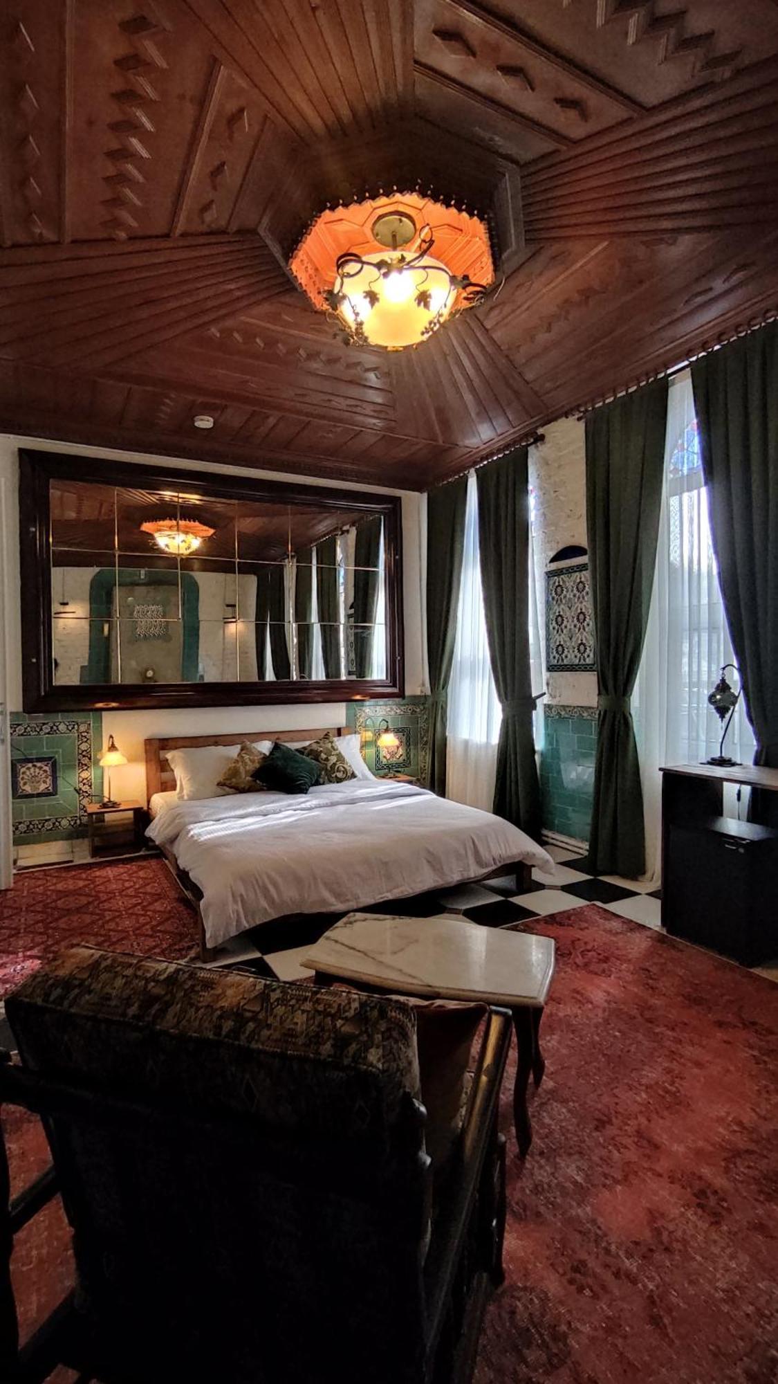 Premier Double Room,1581289467:JPEG