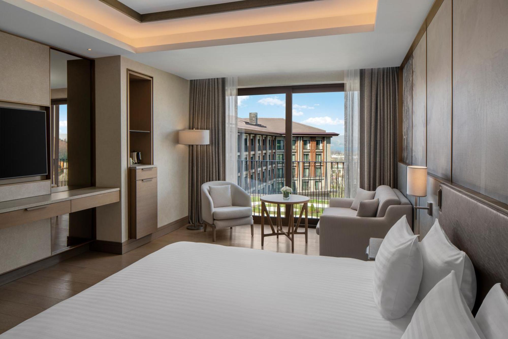 Deluxe Room,1586213728:JPEG