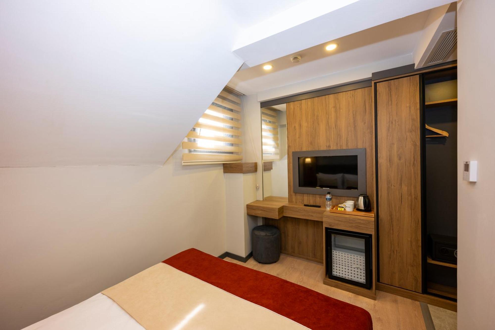 Quarto Duplo Econômico - Subsolo