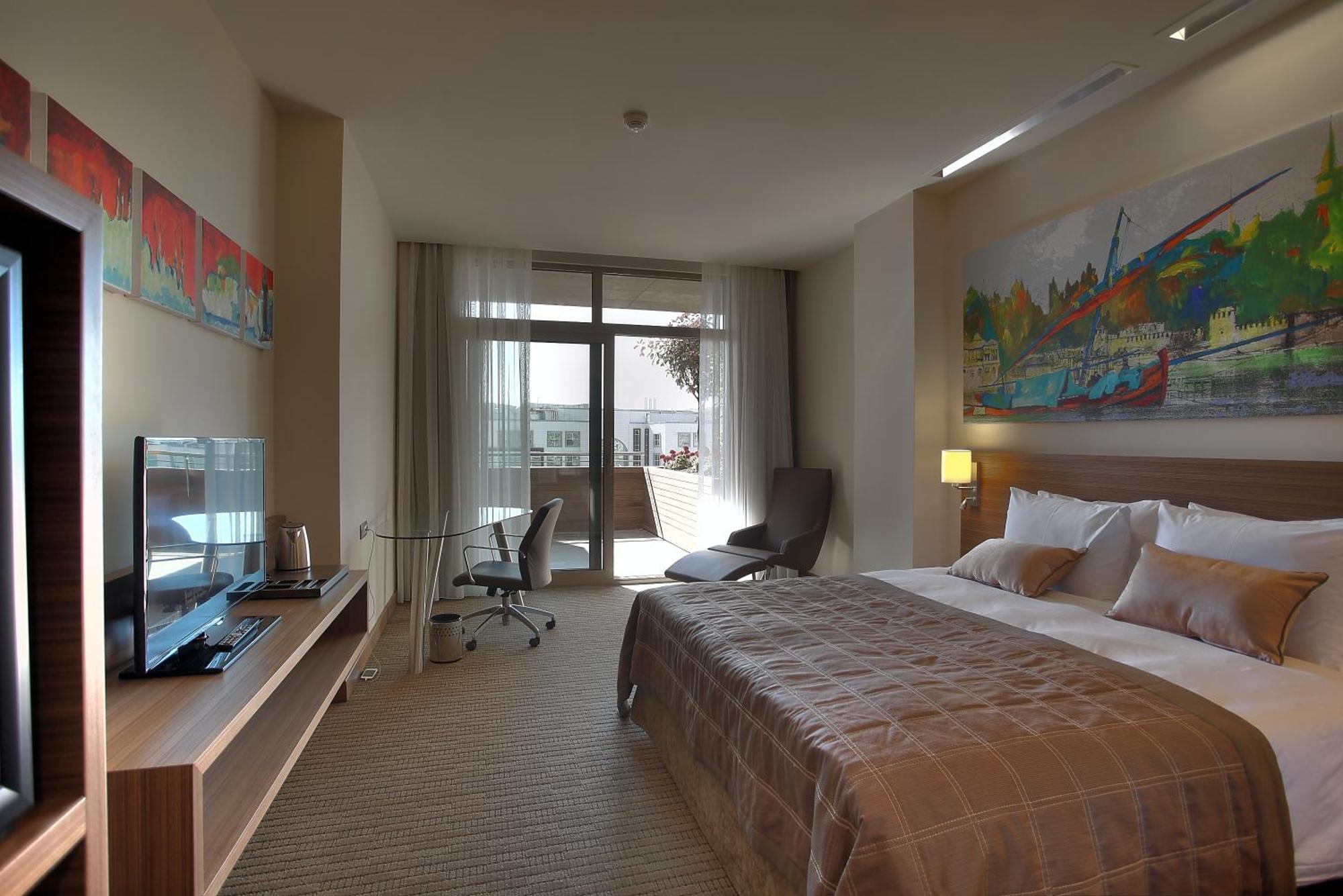 Comfort Terrace Room