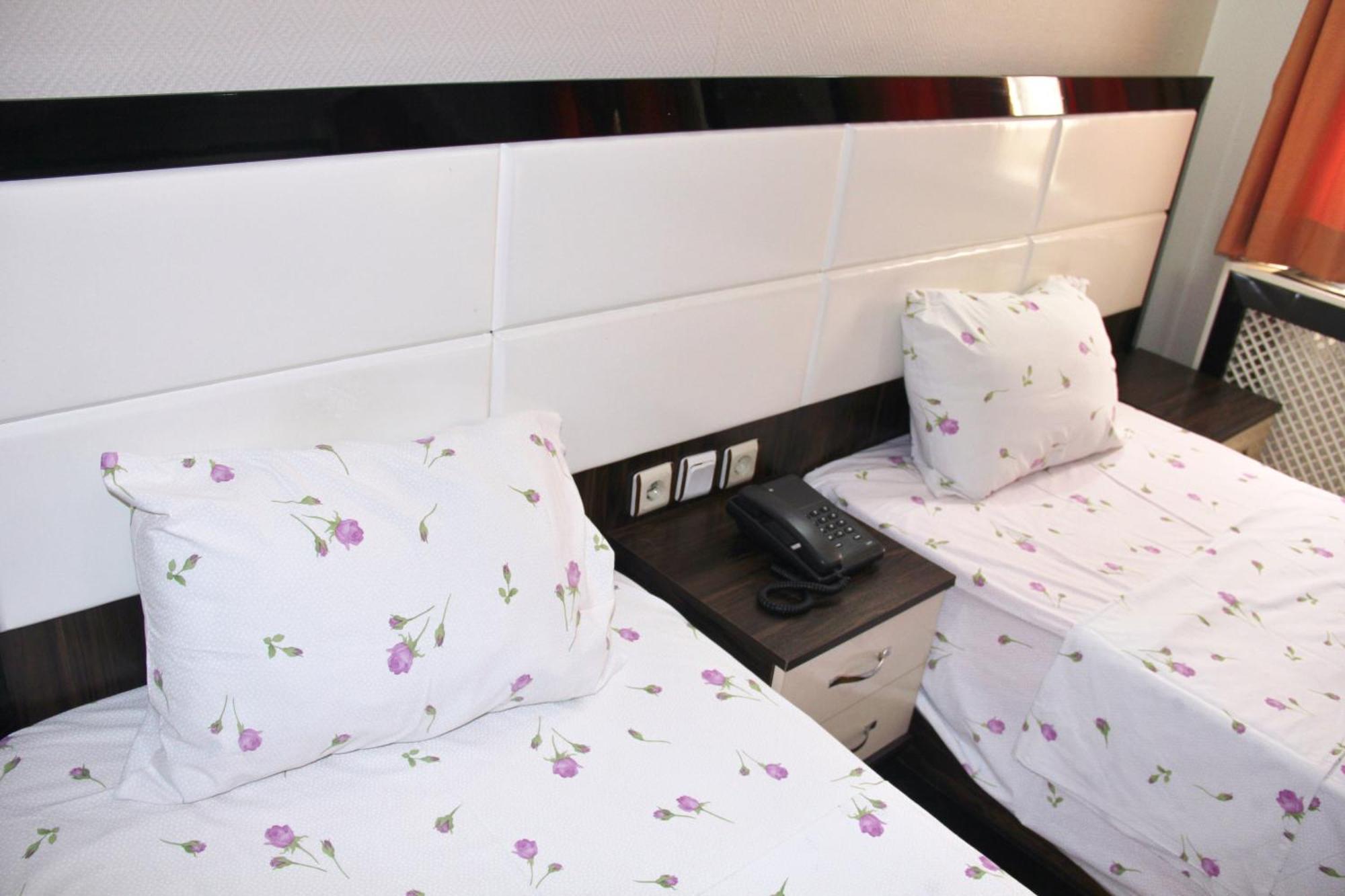 Double or Twin Room Shower