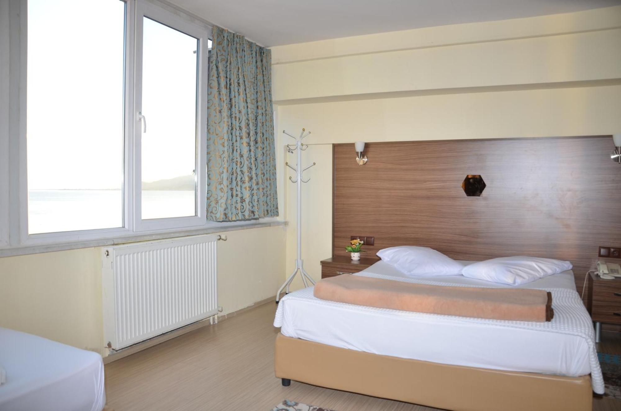 Deluxe Çift Kişilik veya İki Yataklı Oda - Nehir Manzaralı