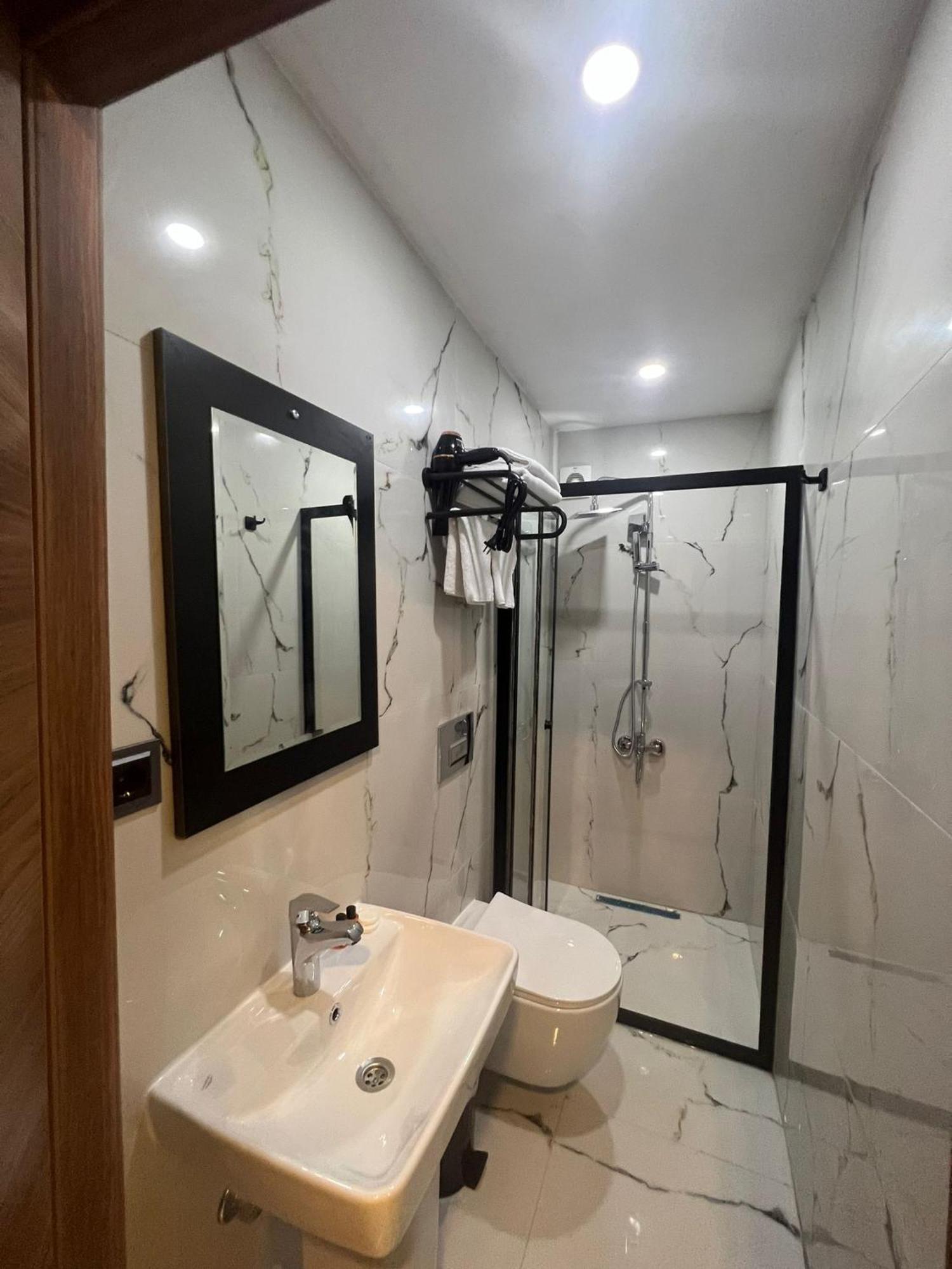 Quarto Duplo Econômico