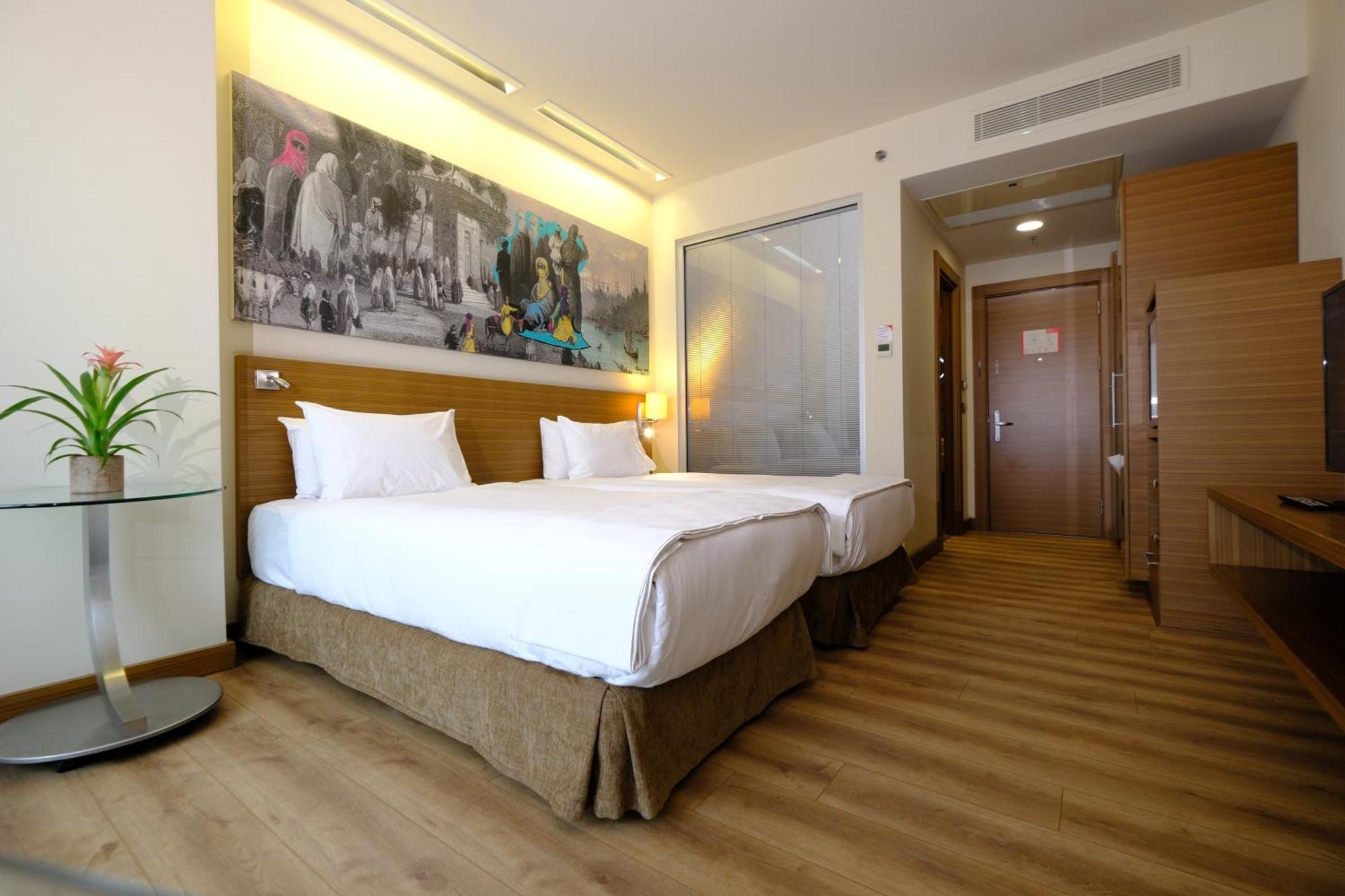 Comfort Twin Room