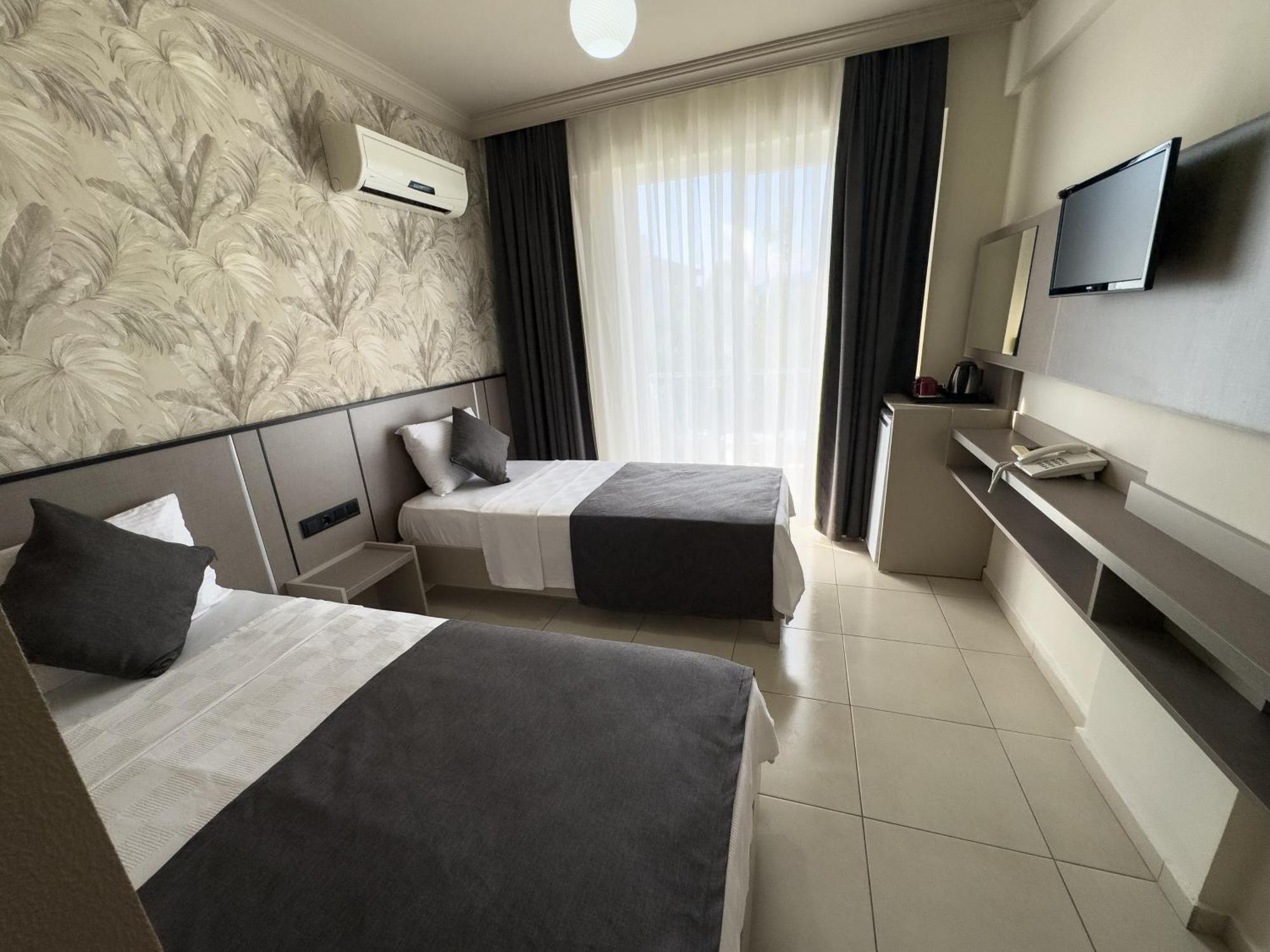 Twin Room with Balcony