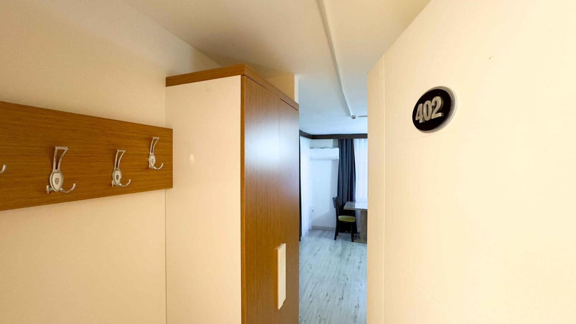 Junior Suite,1592194936:JPEG