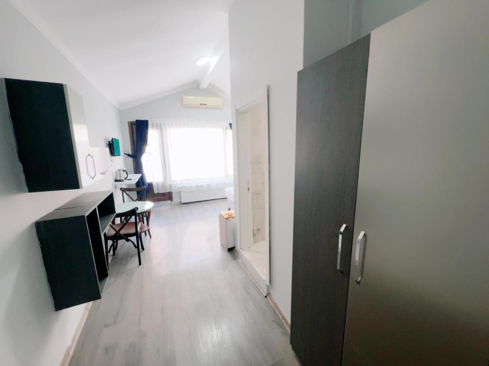 King Room with Balcony
