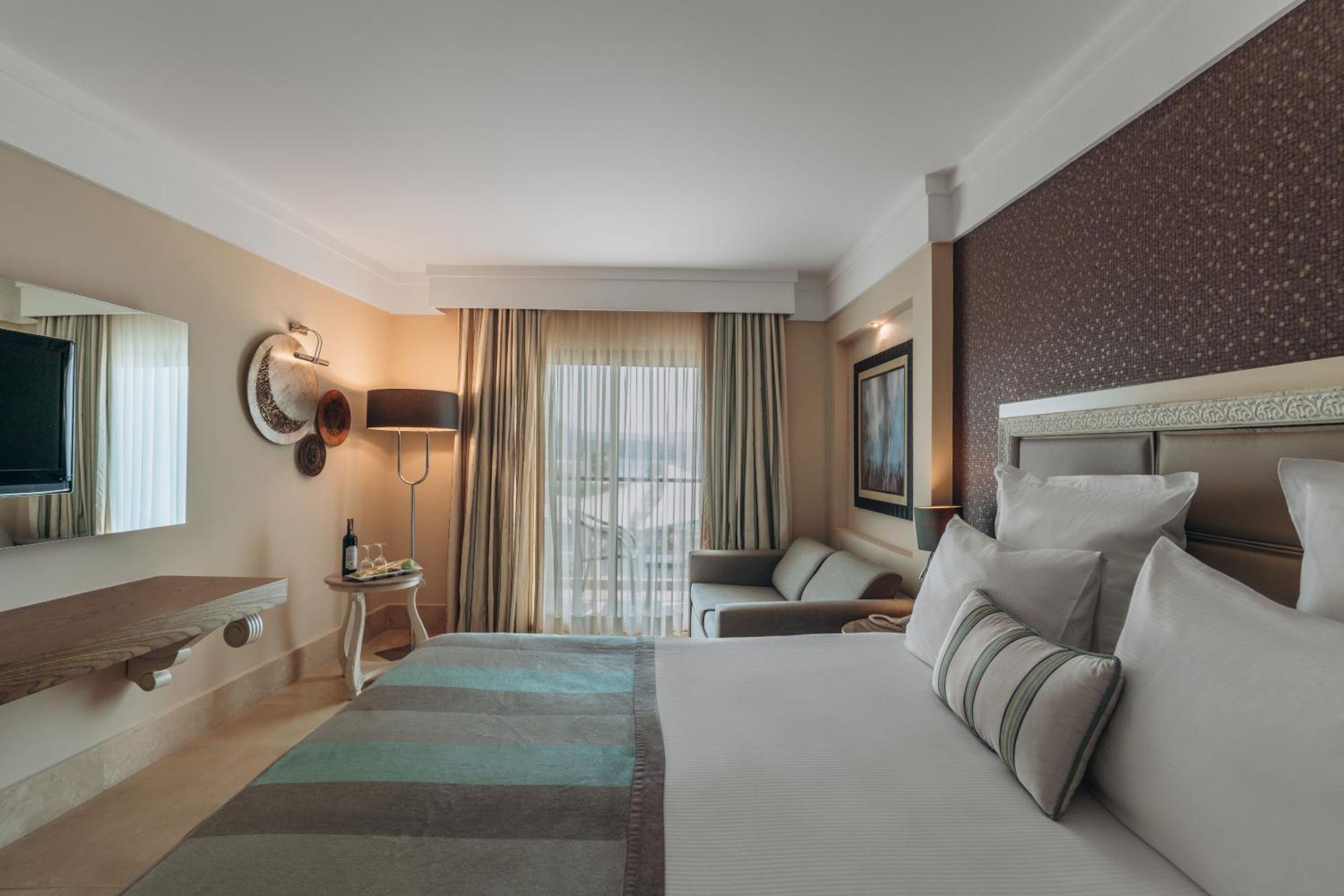Standard Double or Twin Room Sea View
