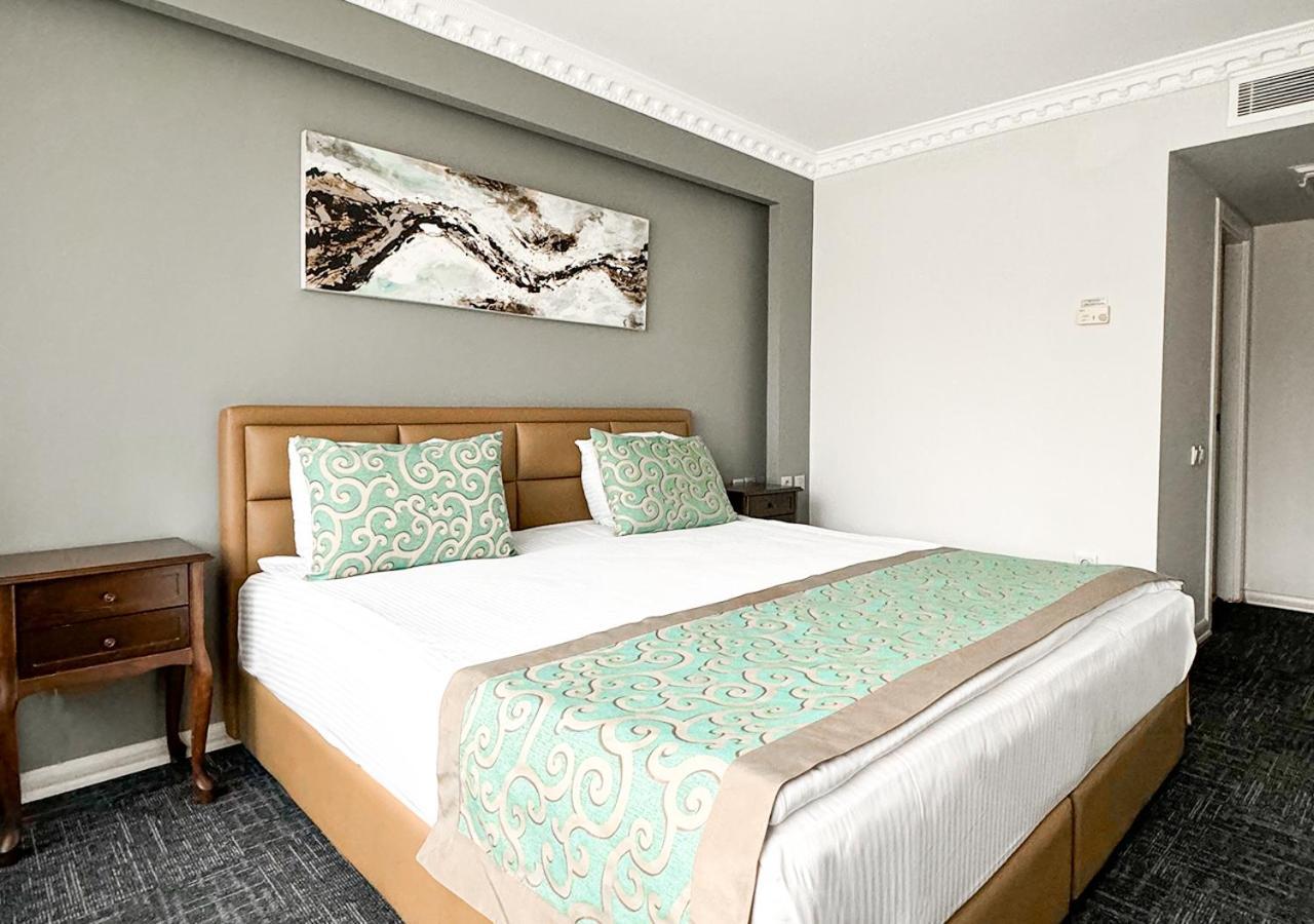 Suite,1610224060:JPEG