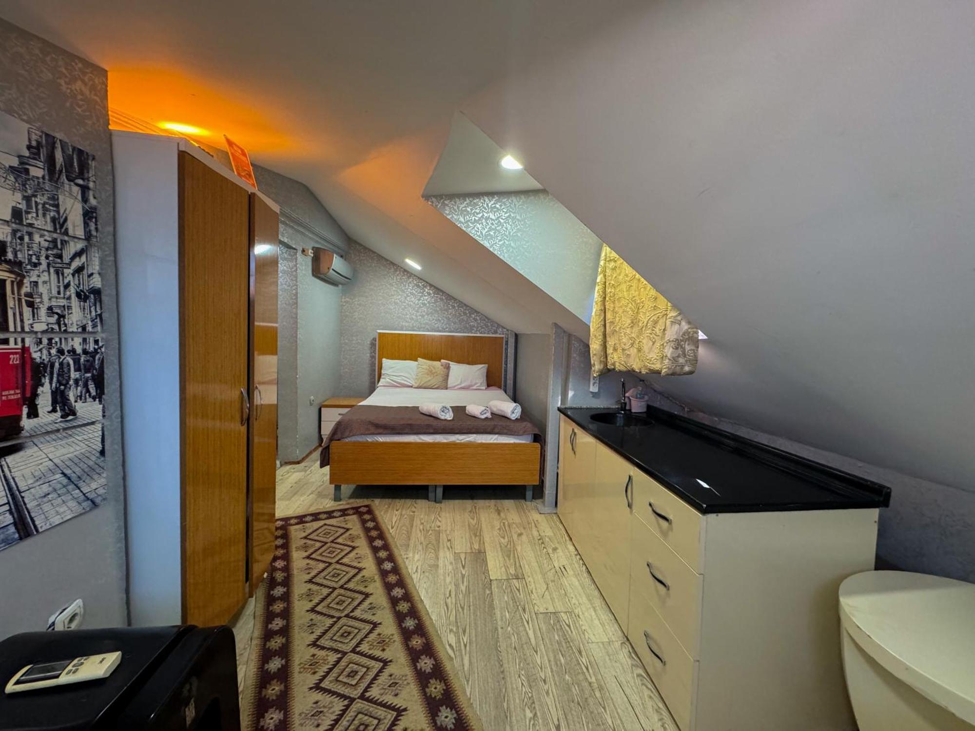 Double Room - Attic,1611125438:JPEG