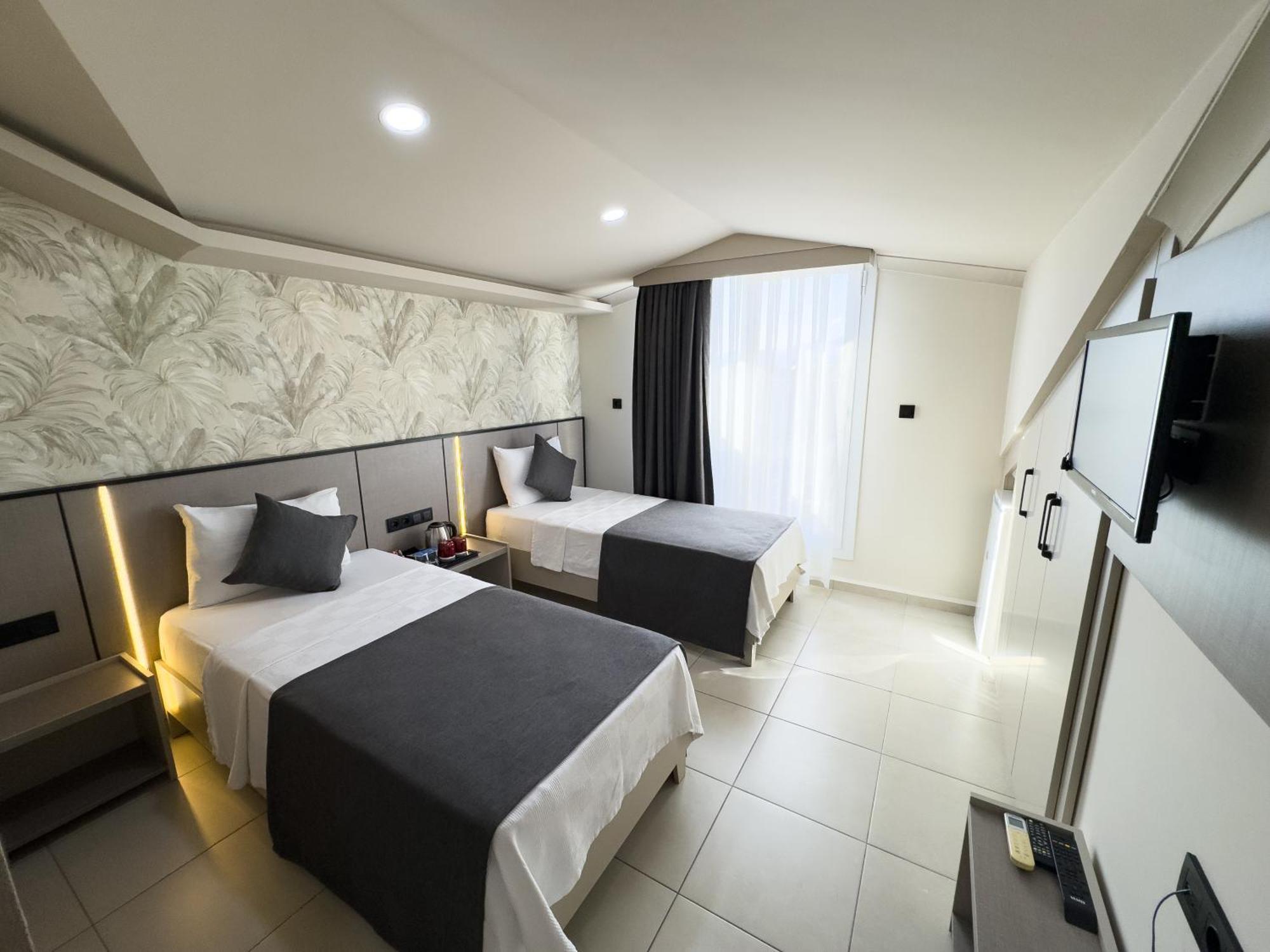 Twin Room - Penthouse