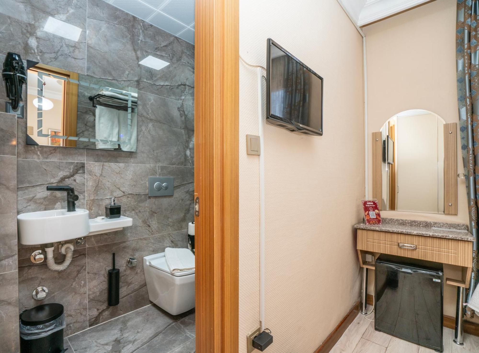 Standard Twin Room,1616886797:JPEG